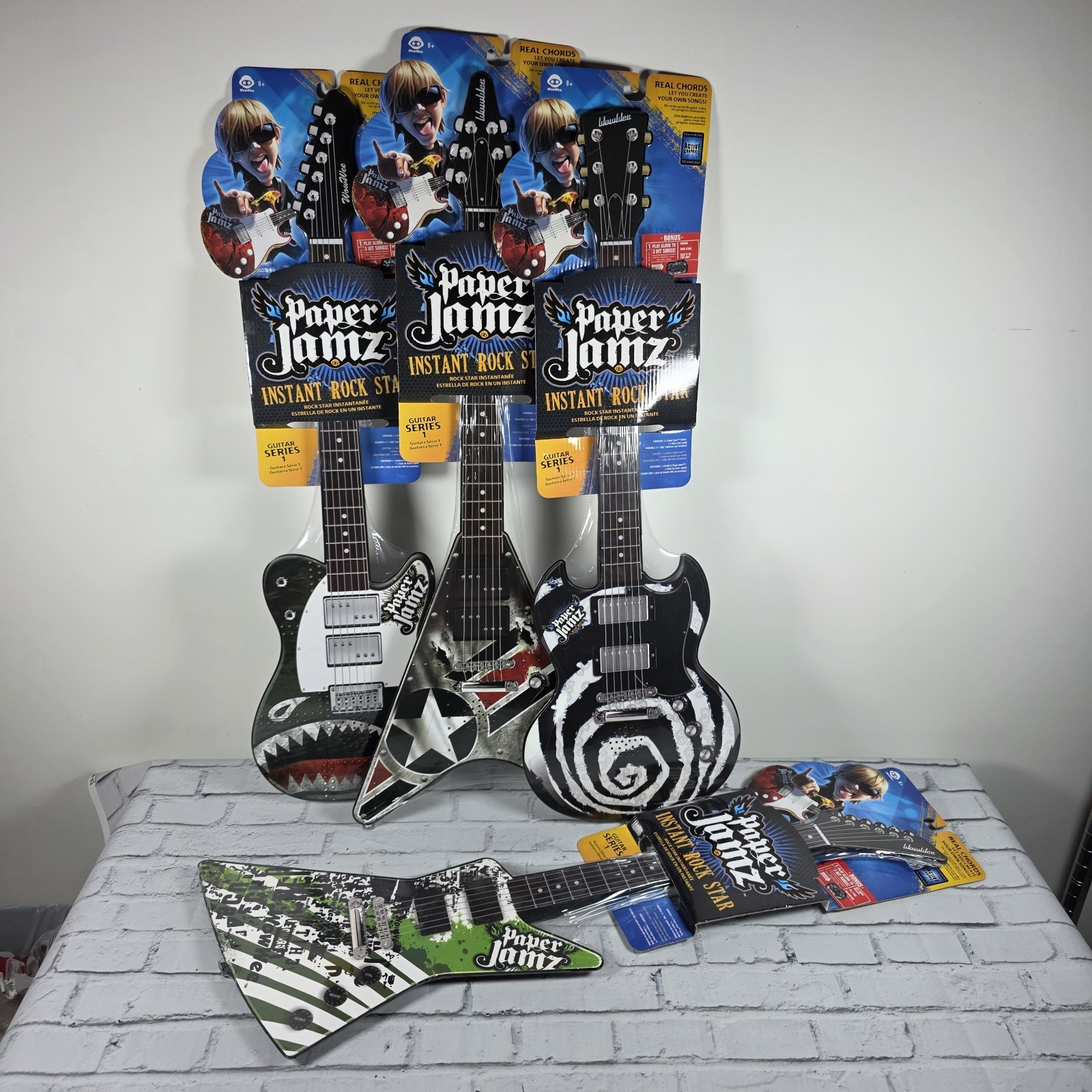 WowWee Paper Jamz Instant Rock Star Guitar Series 1 Lot Of 4 New Sealed
