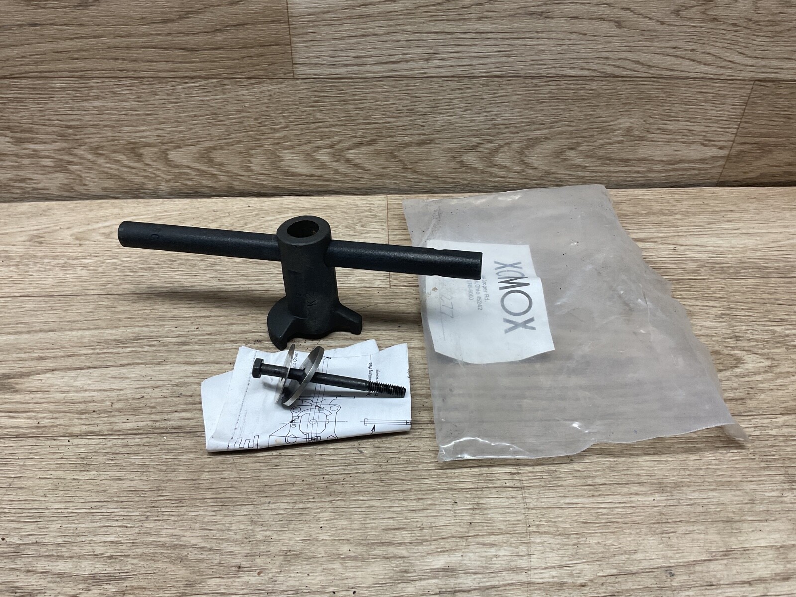 XOMOX 9W5277 HANDLE FOR TUFLINE VALVES #40C37*QC