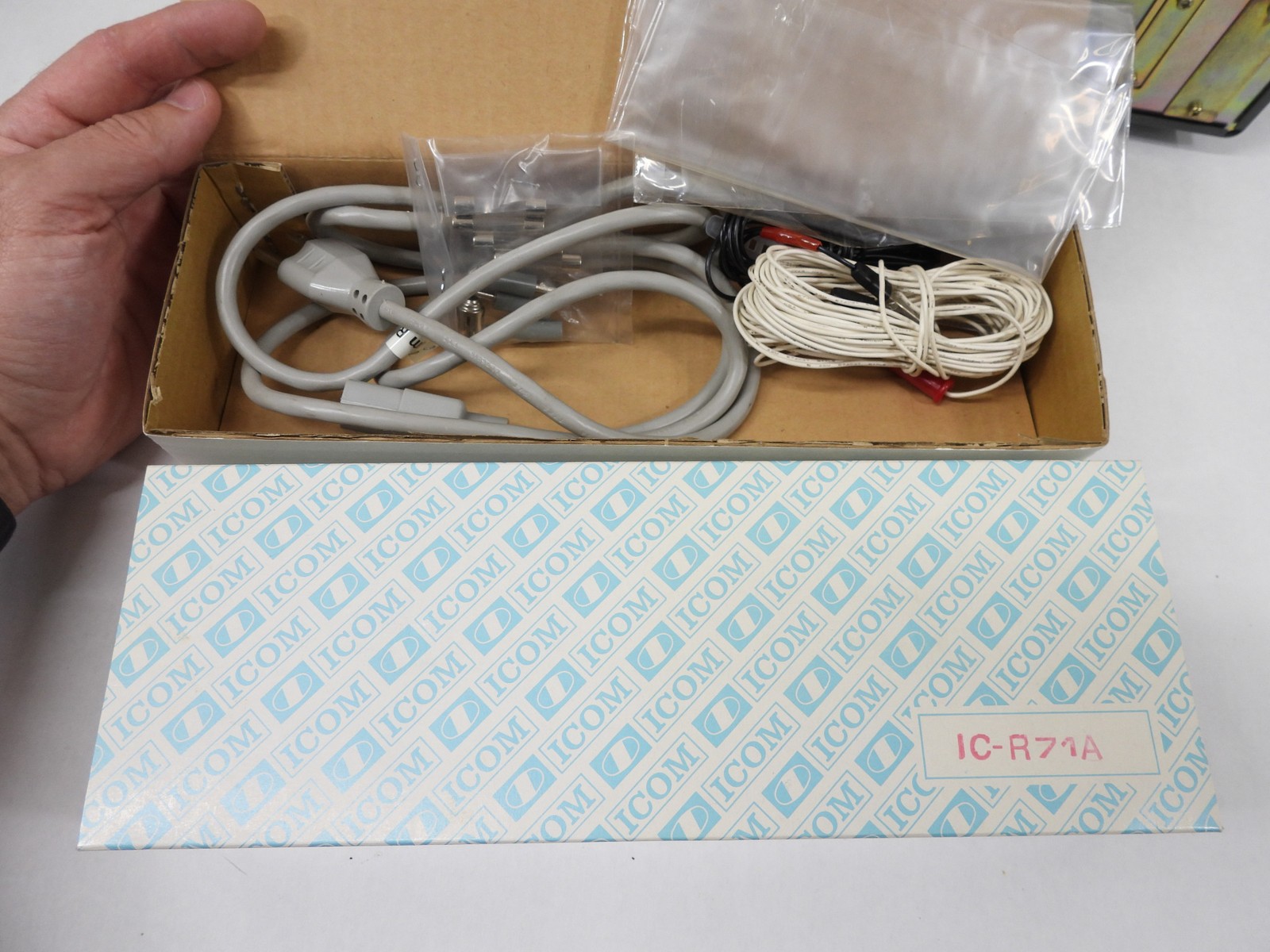 Icom IC-R71A Ham Radio Communications Receiver + Box + Willco Memory (excellent)