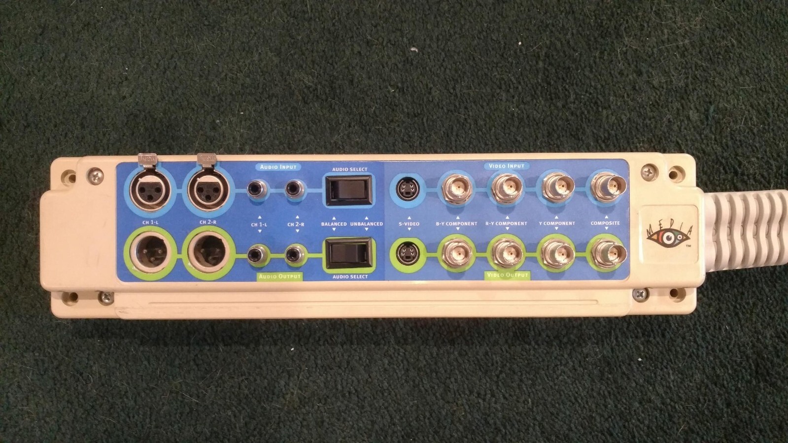 Media 100 Breakout Box - legacy series