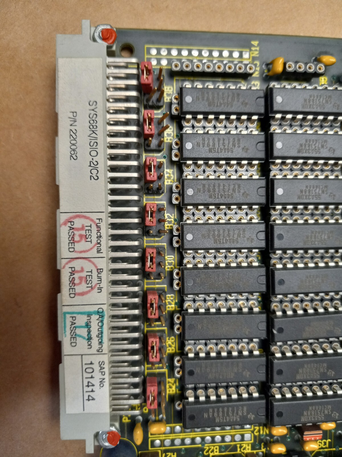 Universal Instruments GSM SYS68K ISIO-2 UIC pn: 220062