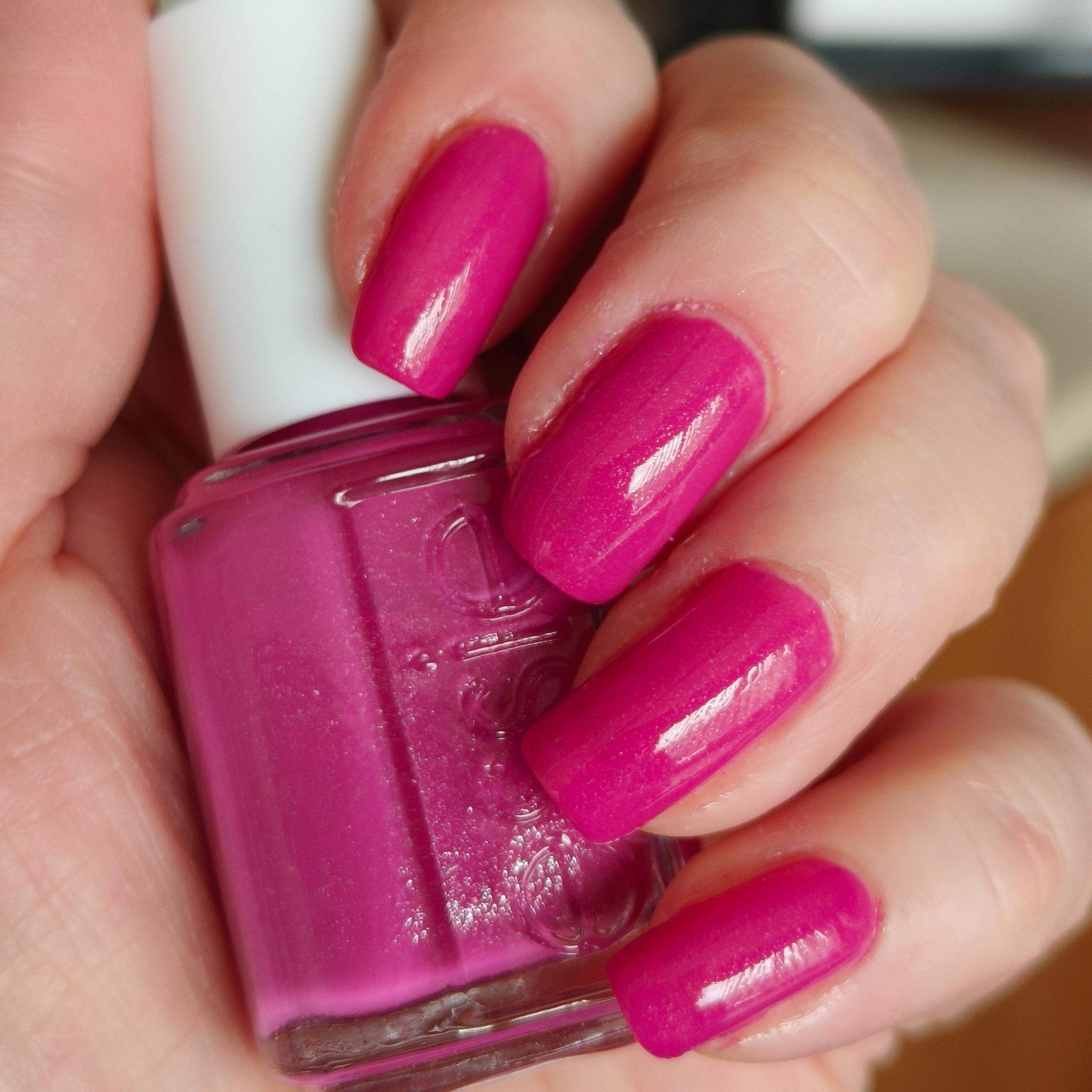 Essie Nail Polish The Girls are out 0.46 oz #842