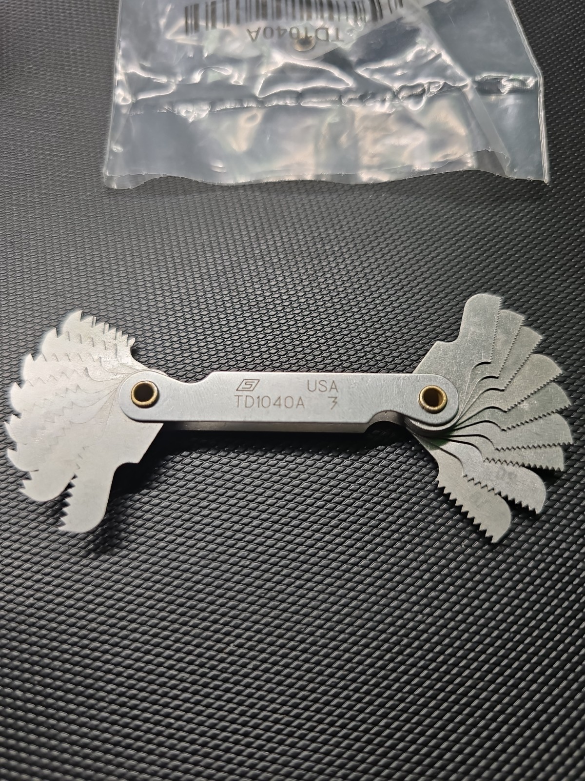 Snap-on Tools USA NEW SAE Thread Pitch Gauge TD1040A