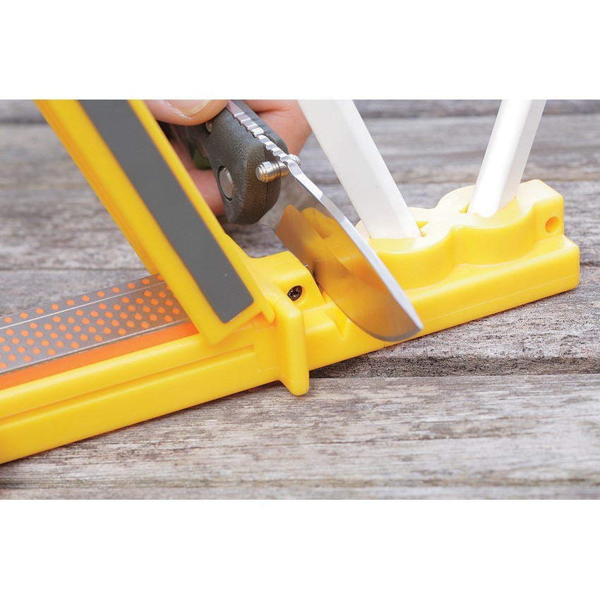 Smith's 3-in-1 Knife Sharpener CCD4 Carbide Diamond Ceramic Sharpening System