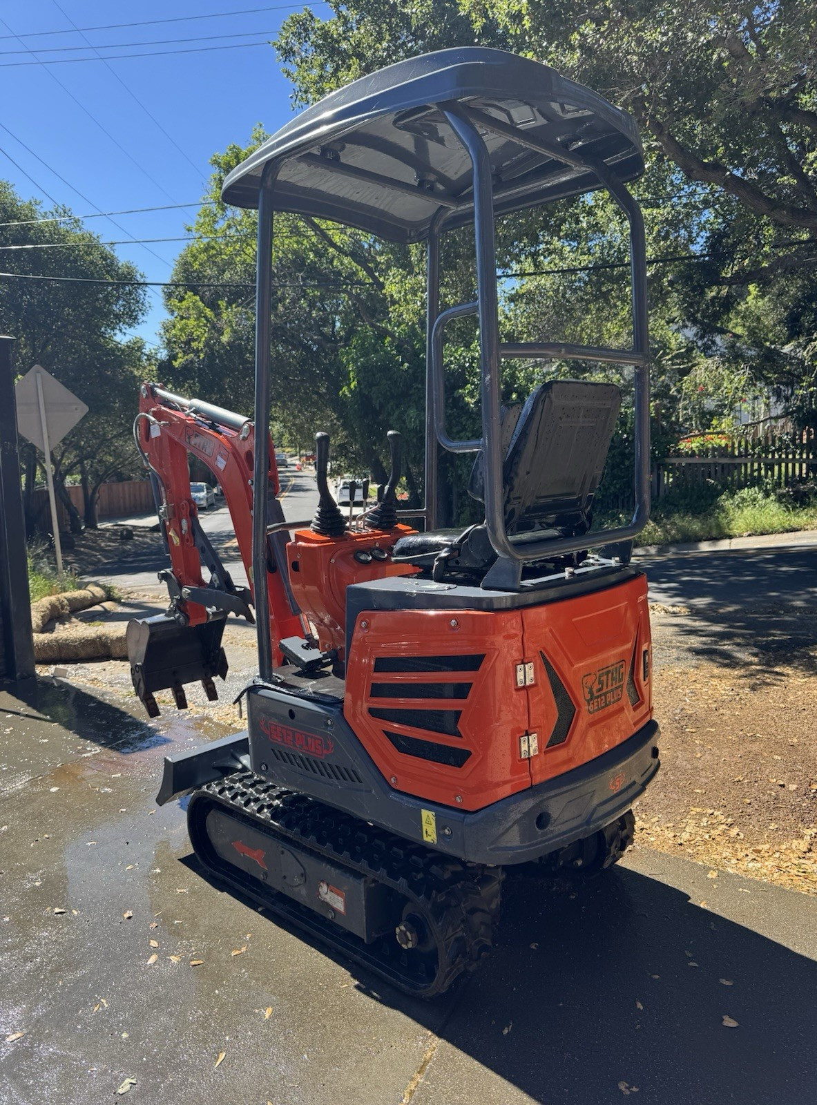 Stag SE12 Plus Hydraulic Excavator 2021 Model, 188 Hours, Serial SEV12D220020