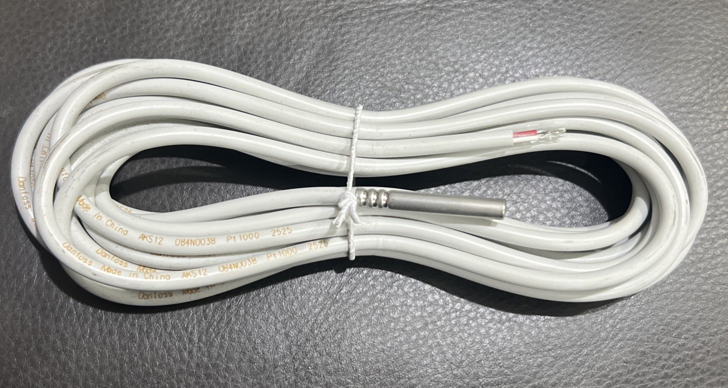 Temperature Sensor 084N0038 AKS12 Danfoss