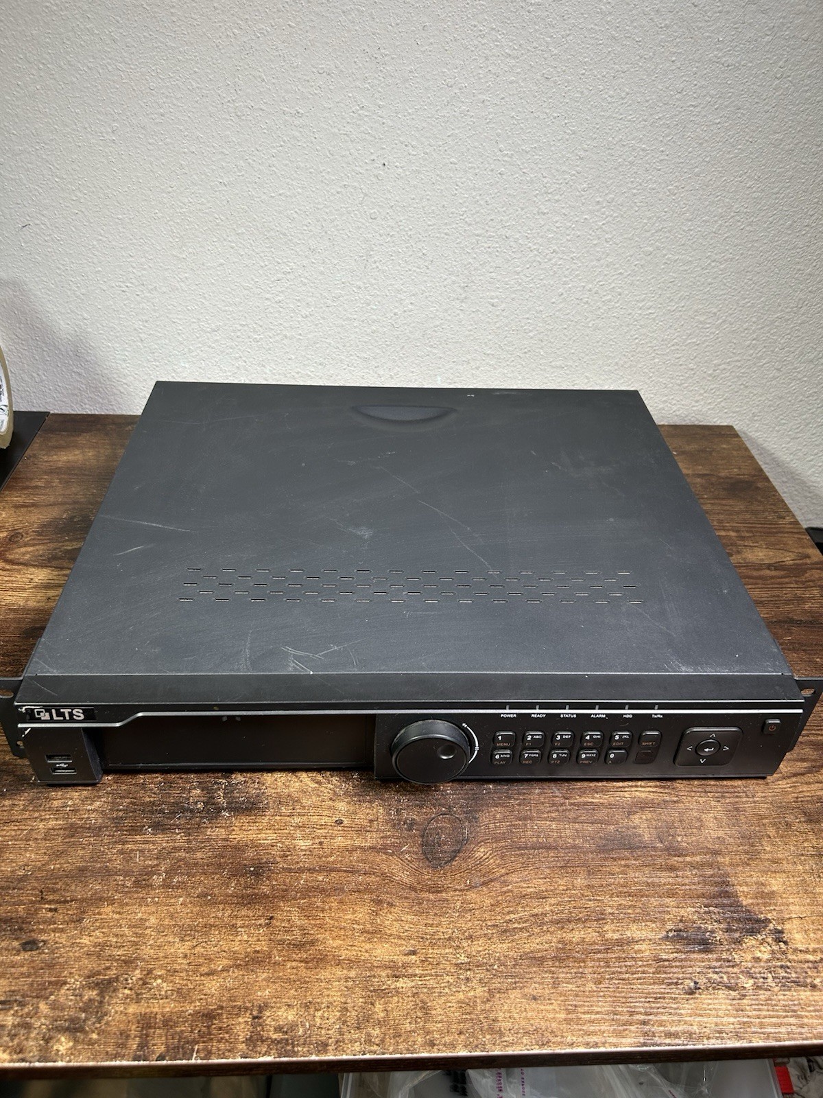 LTS LTN8932H-P24 Platinum Enterprise Level 32 Channel NVR ( NO HDD) UNTESTED