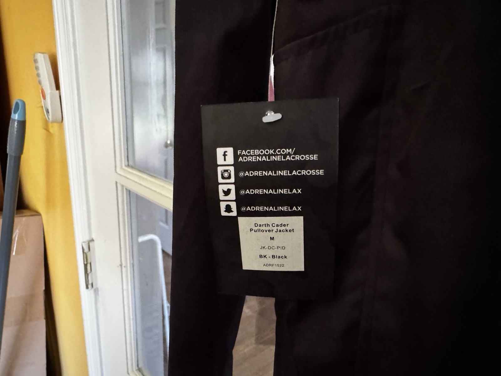 LACROSSE JACKET ADRENALINE DARTH CADER FULL ZIP PACKABLE WATERPROOF, Medium NWT!