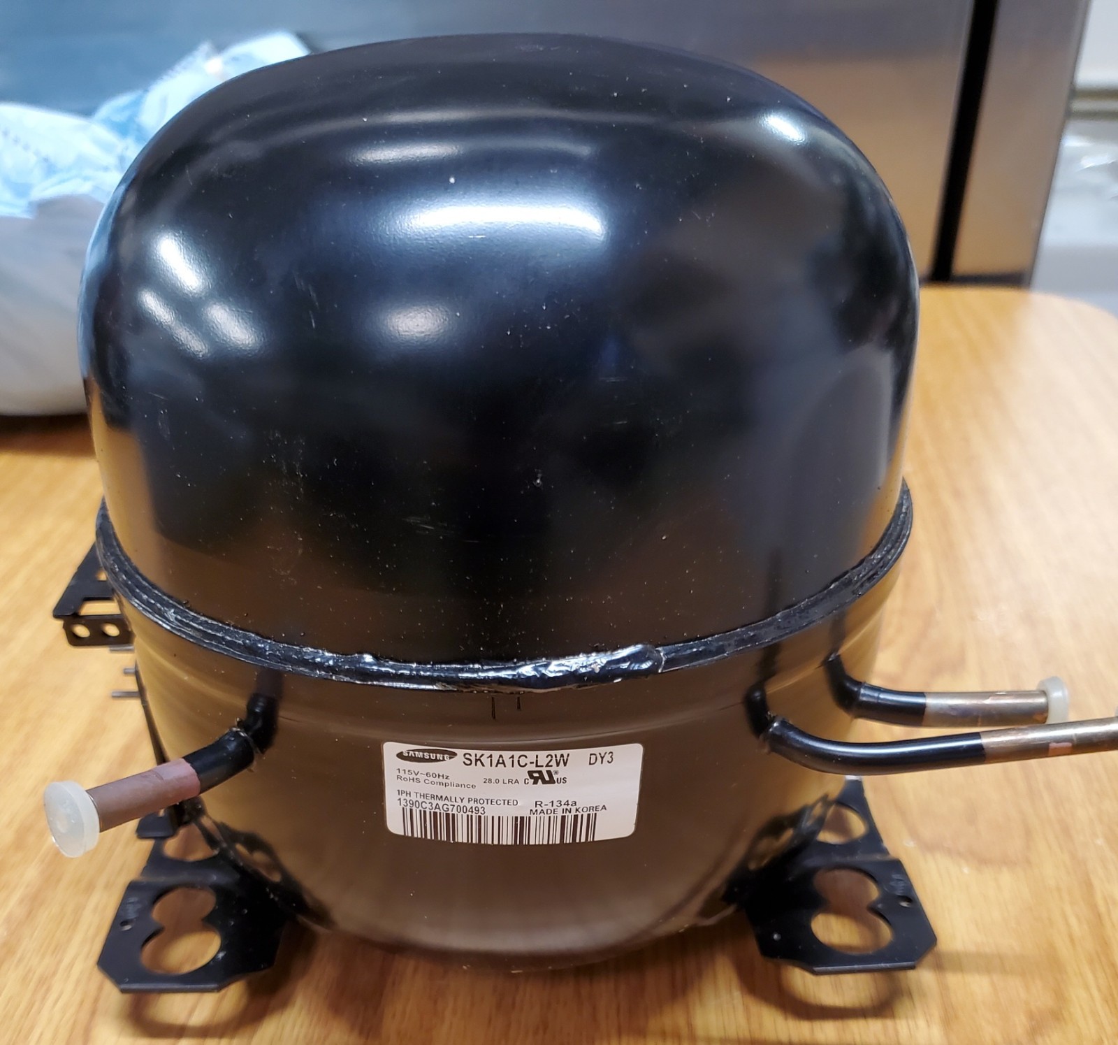 New Samsung SK1A1C-L2W Refrigeration Compressor R-134a 115 volt 120 volt 60Hz