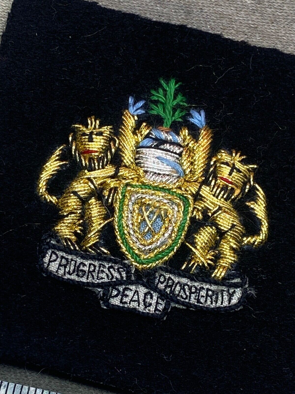 Unknown - Nice Quality British Army Blazer Badge - Unknown Unit