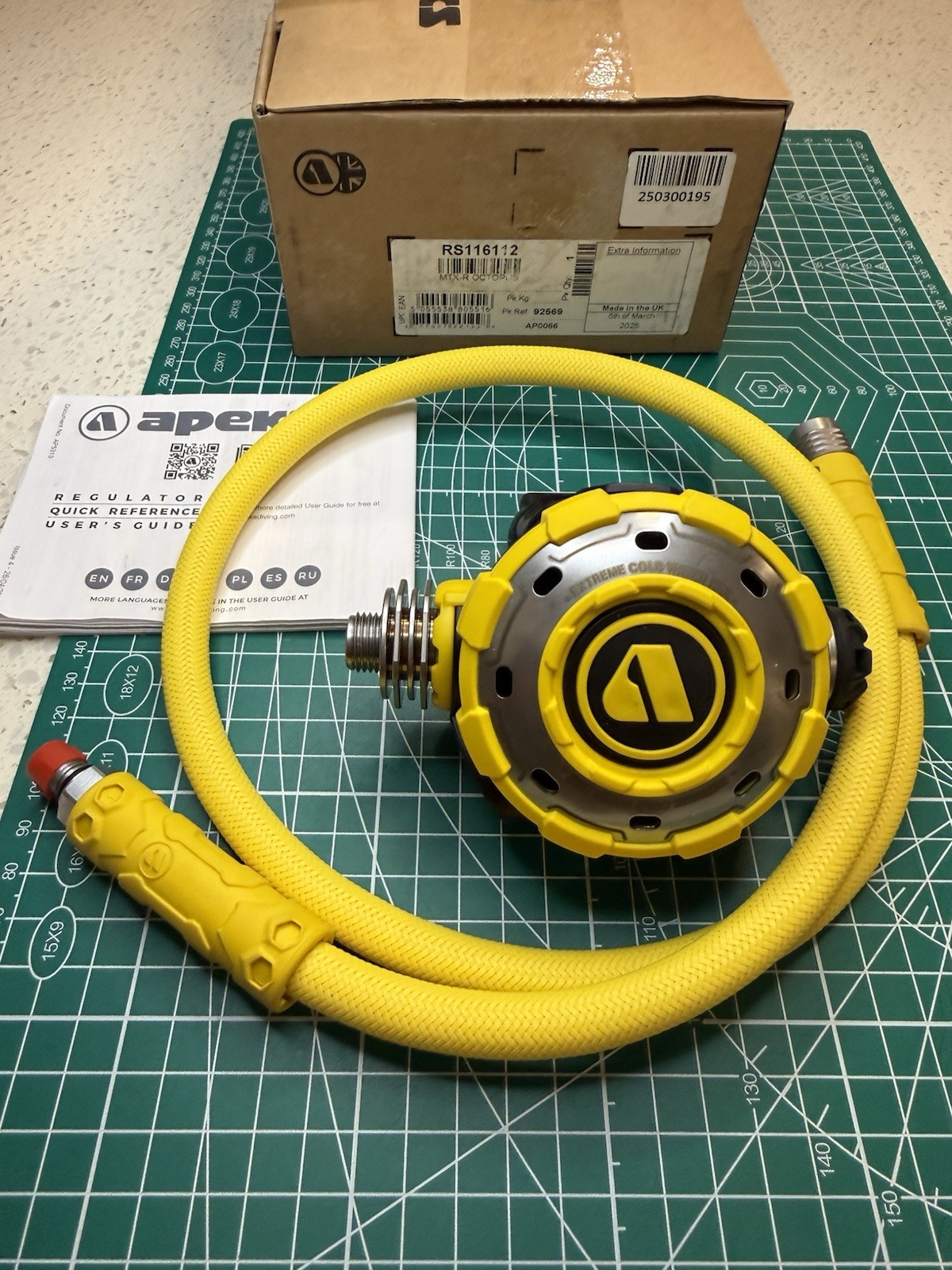 Apeks MTX-R Octo w/ Hose