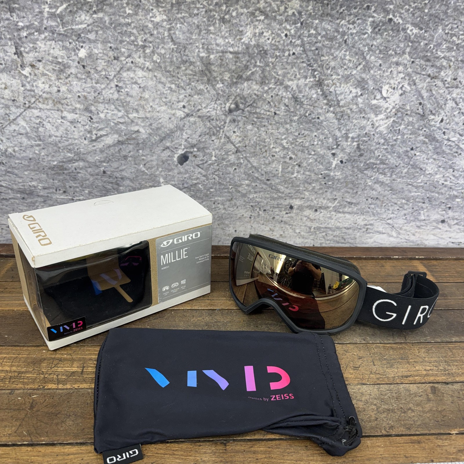 Giro Millie Womens Ski Snow Goggles Vivid Copper Lens Black Zeiss MPN 7119830