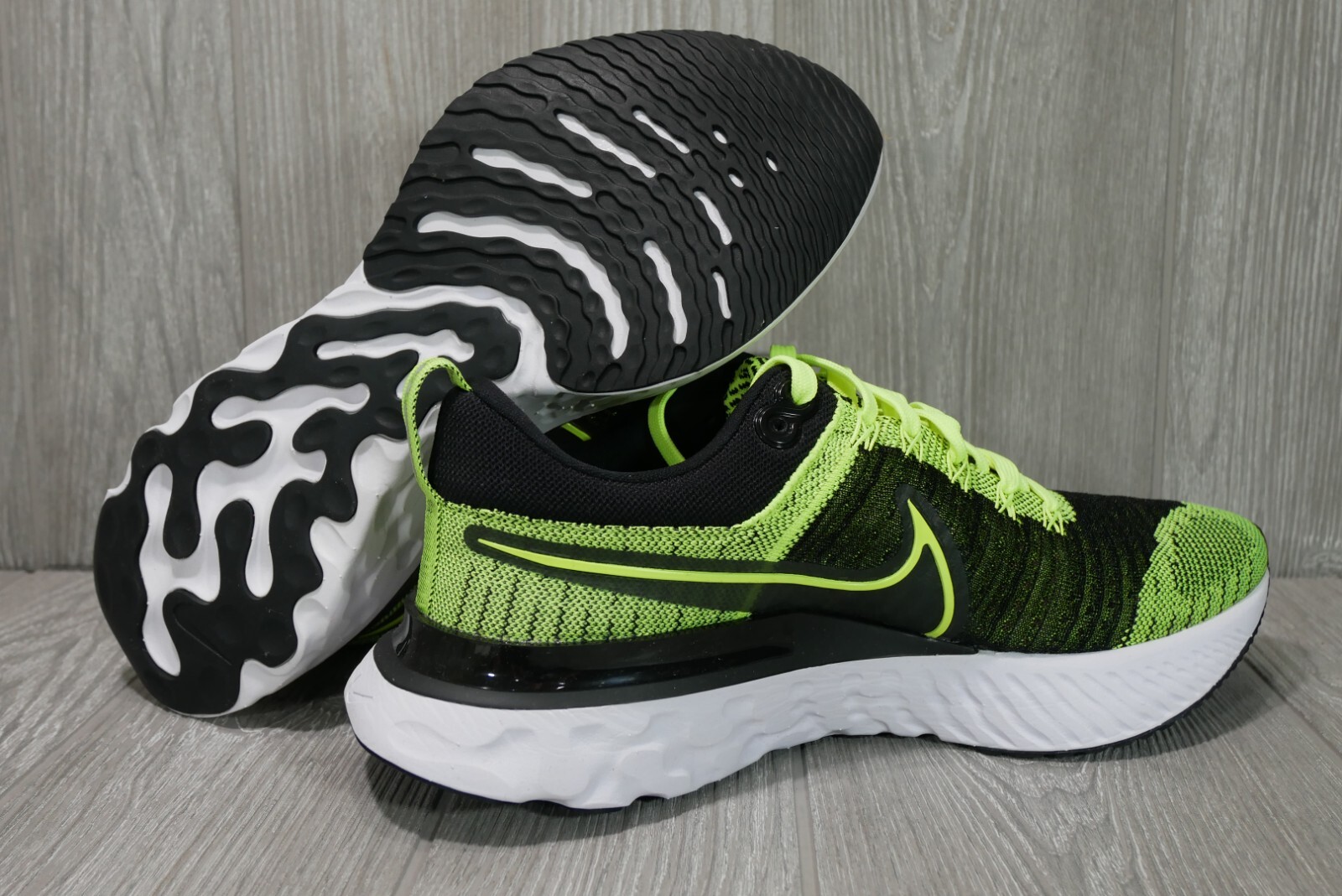 Nike React Infinity Run Flyknit 2 Running Shoes Men's Sz 9.5-13 CT2357 700