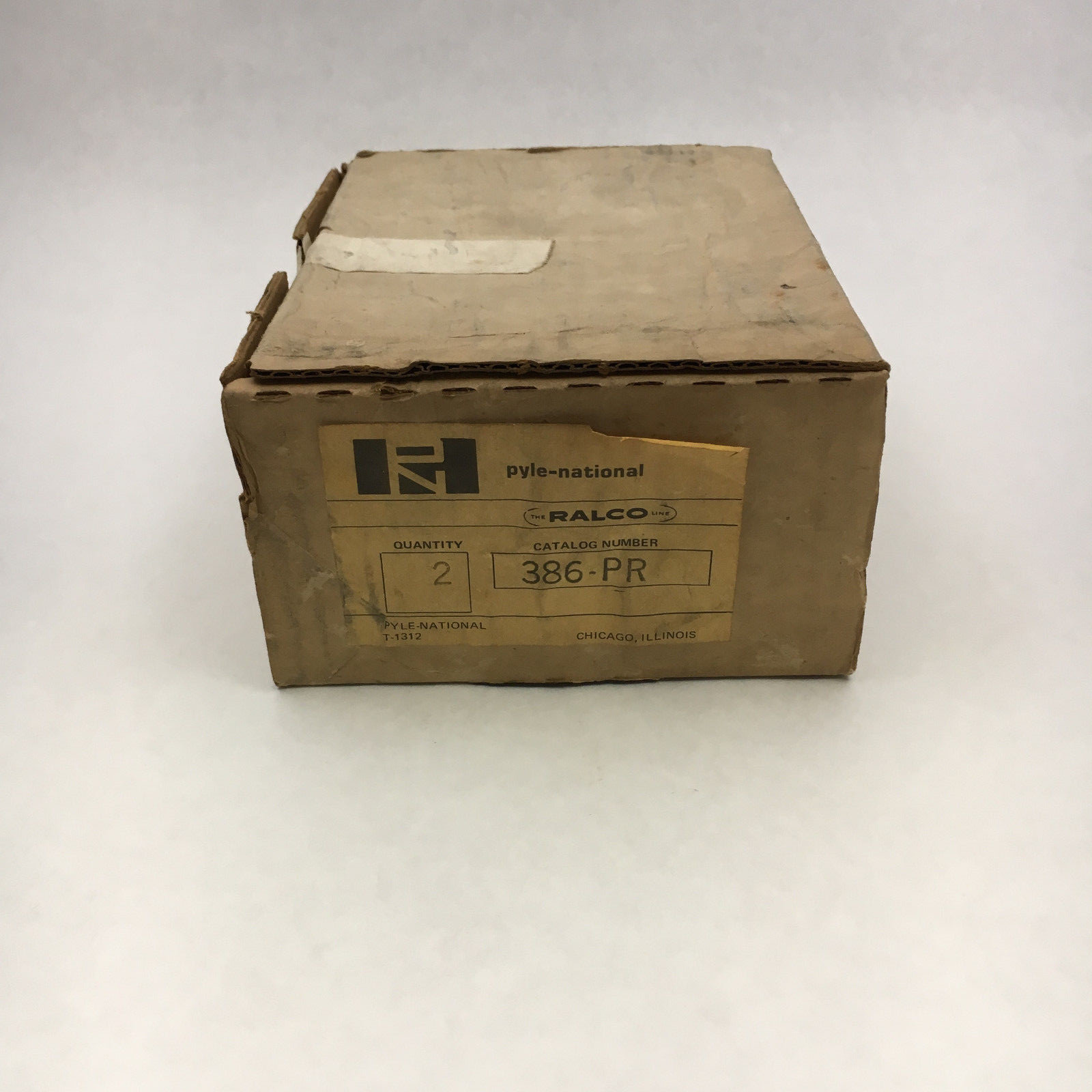 Pyle-National 386-PR NIB Lot of 2 30A 250V 3P 4W Aluminum Plugs D6