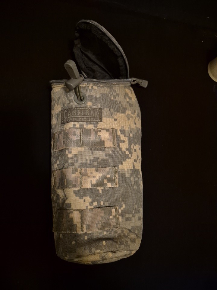 CamelBak Max Gear Bottle Pouch in ACU Digital Camouflage NWOT