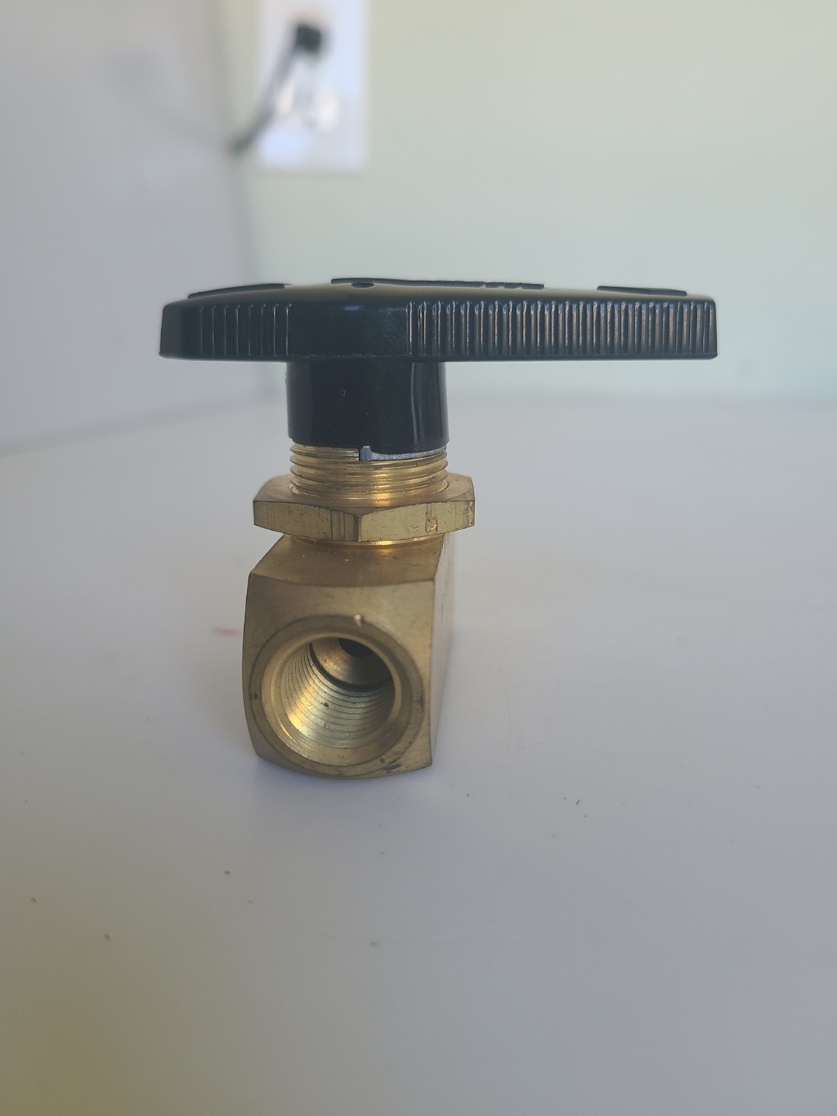 WHITEY B-43F4 BRASS VALVE B43F4, NOS, Open Box Condition