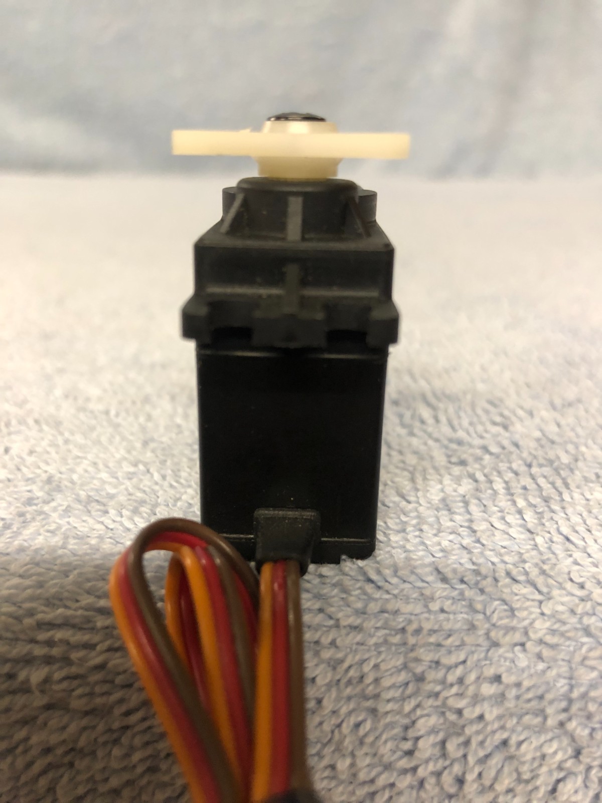 JR NES- 8101 - Ultra Precision Servo
