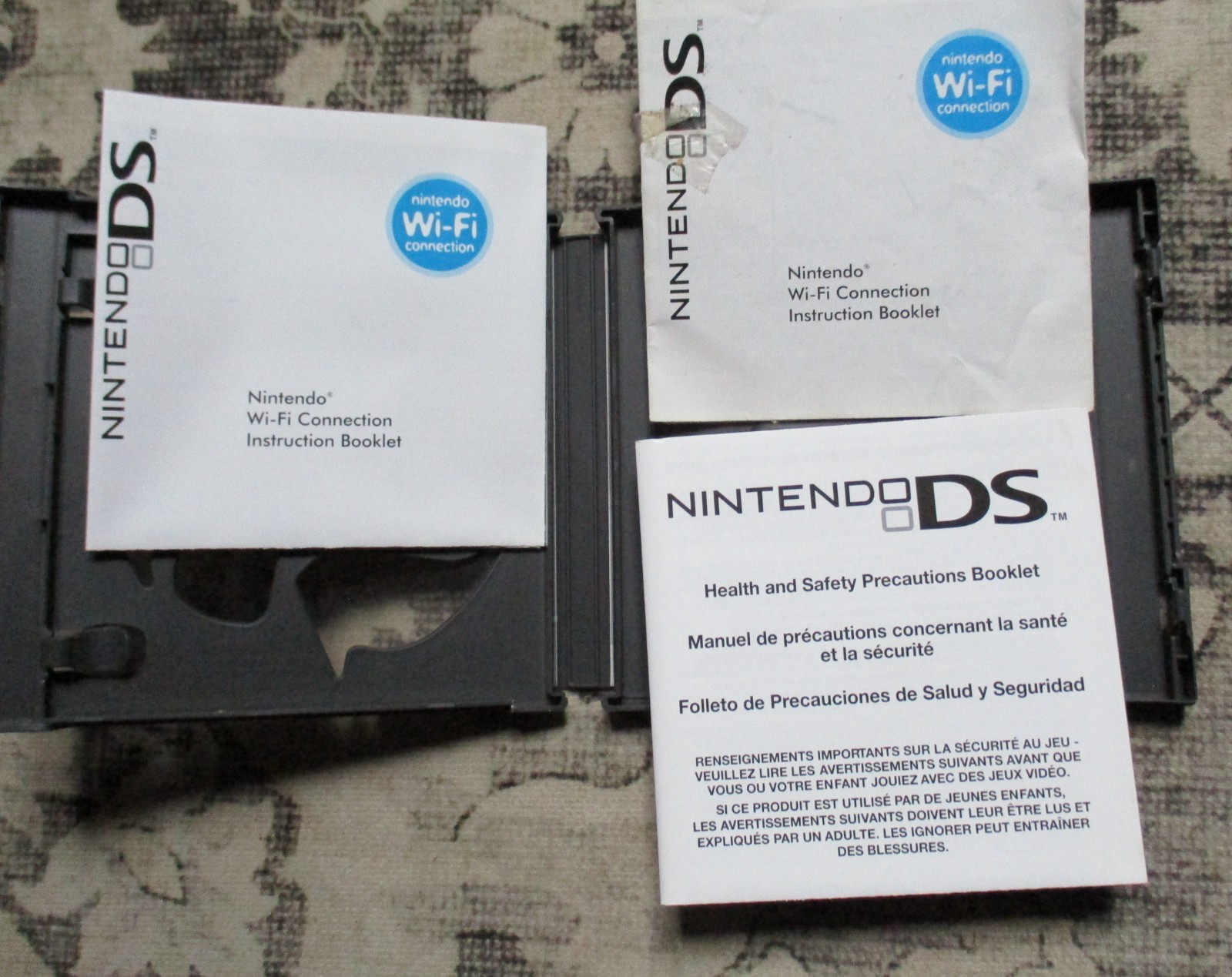 Empty Replacement Nintendo DS Case with manuals for Nintendo wifi connection