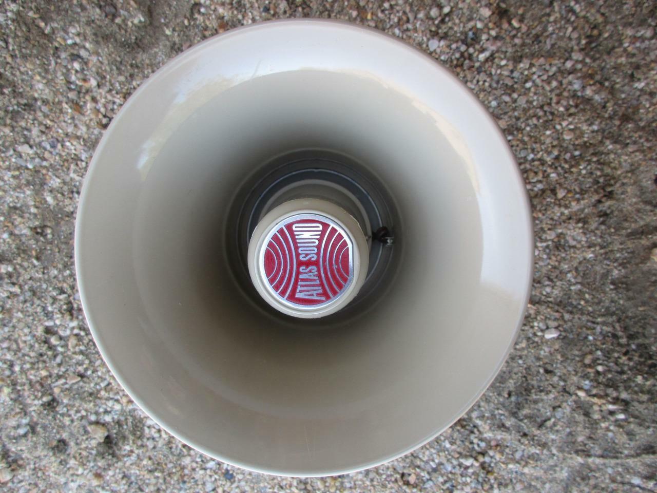 SC-15-4 Atlas Sound 15 Watt Compact HORN Loundspeaker 4 Ohm Indoor/Outdoor Beige
