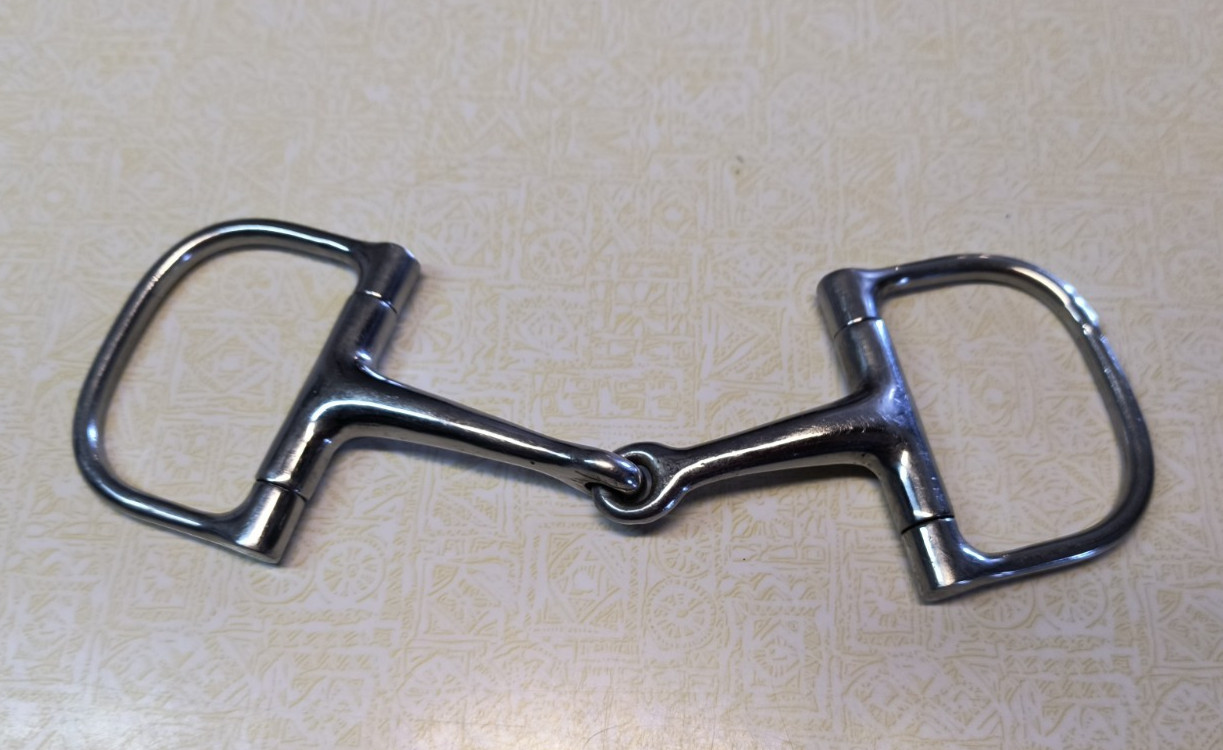 Dee Ring Snaffle Horse Bit-4 1/2"-stainless steel-very good condition!!
