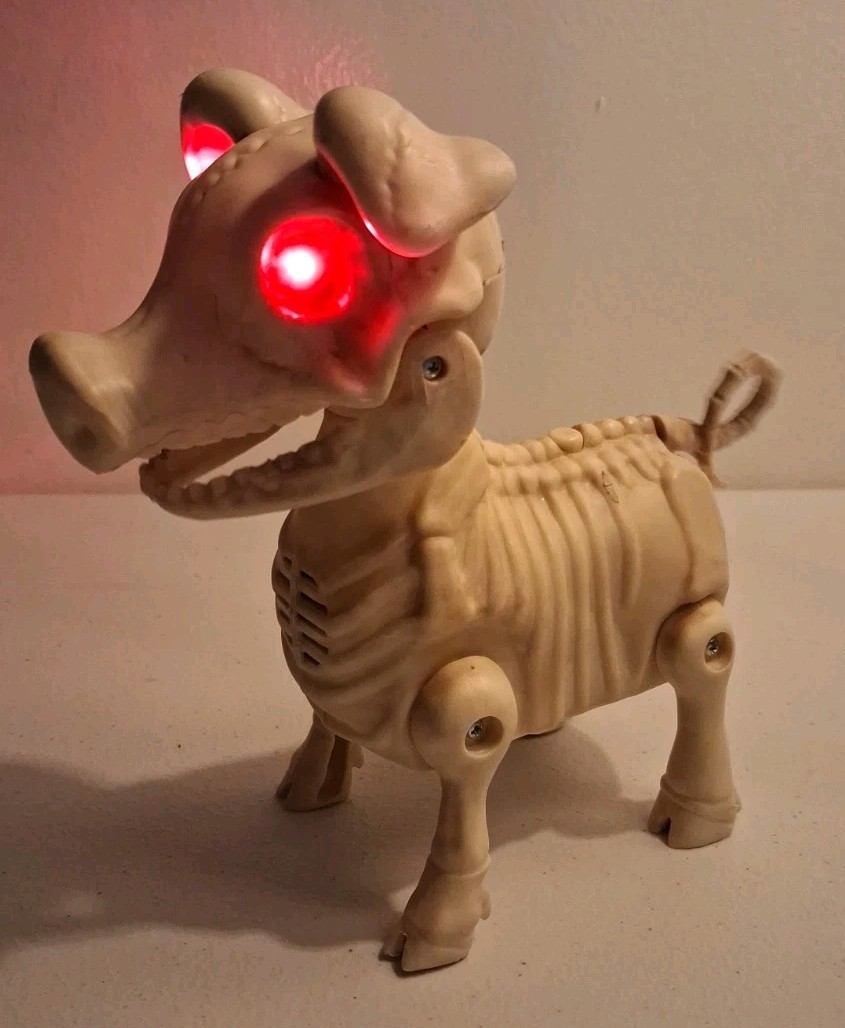 Animated Pig Skeleton 7"