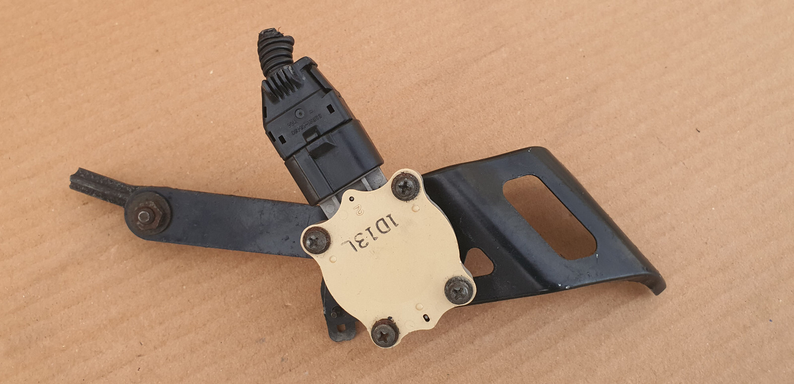 Lexus LS430 2001-2006 Rear Right Height Control Sensor 89407-50060 Oem Used