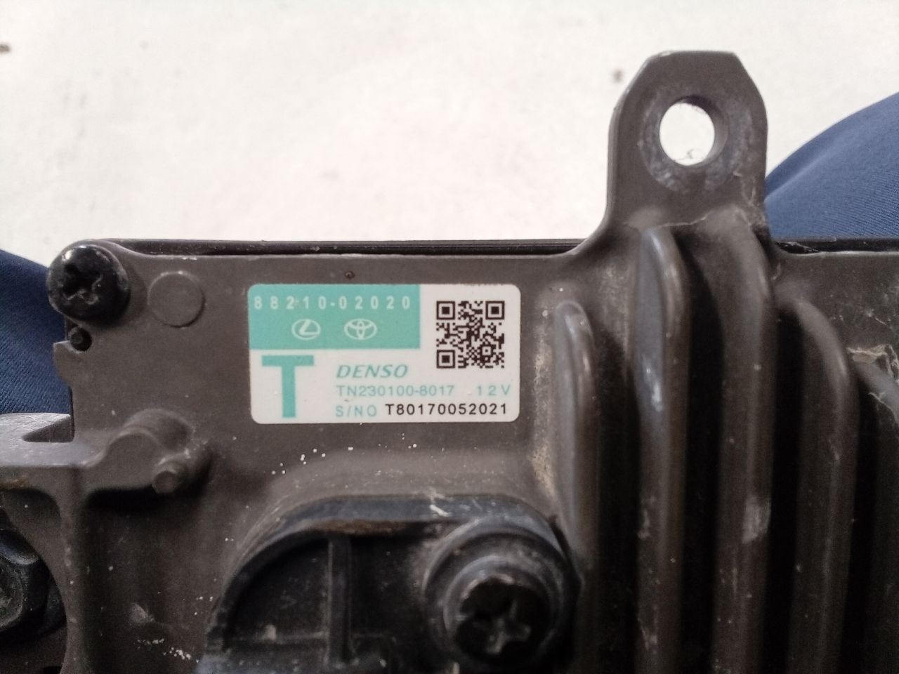 Camera/Projector Radar Unit Pre-crash System Fits 21-22 PRIUS 355795