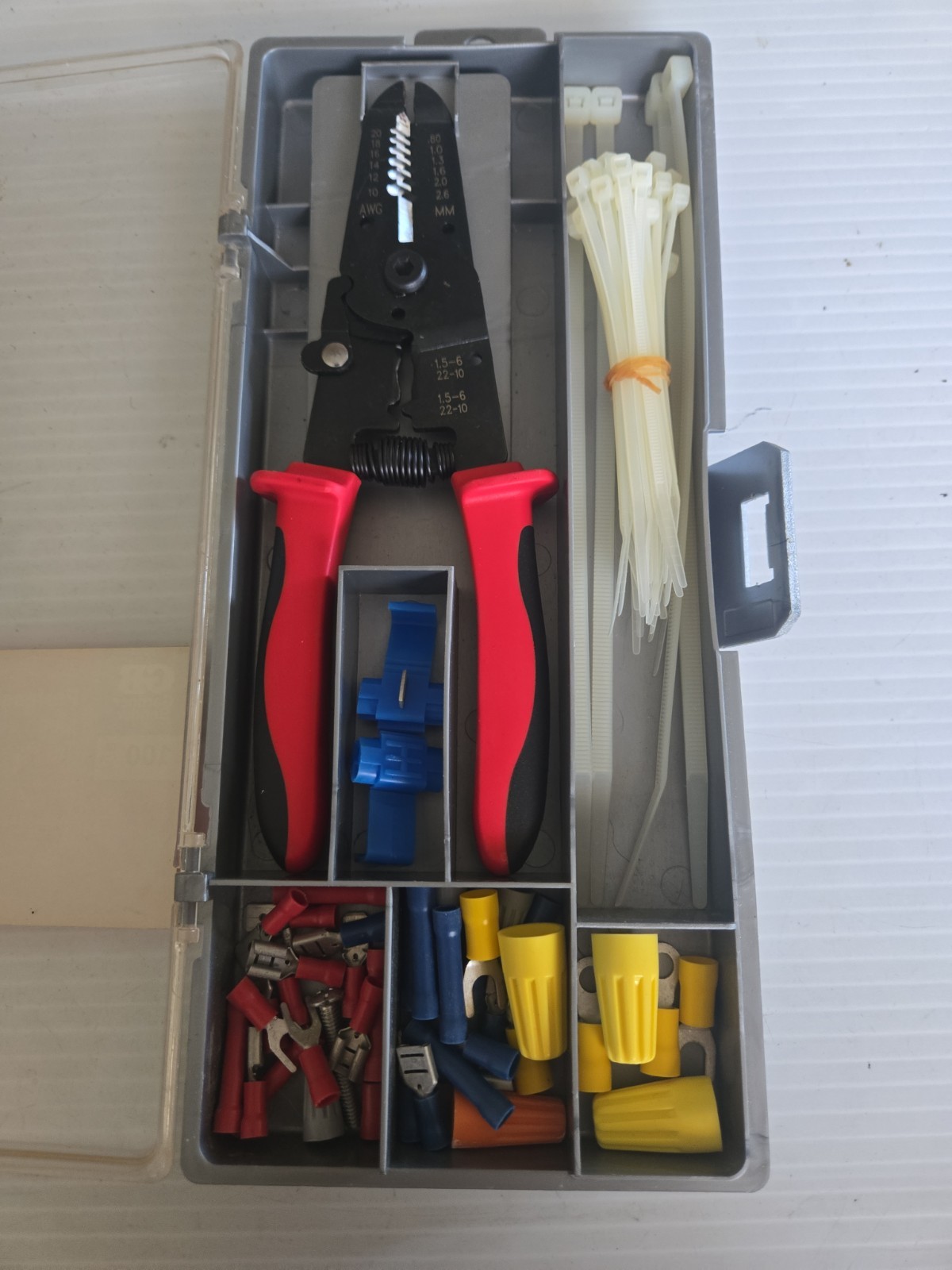 Gardner Bender GK-35 Terminal & Crimping Professional Electrical Tool Kit