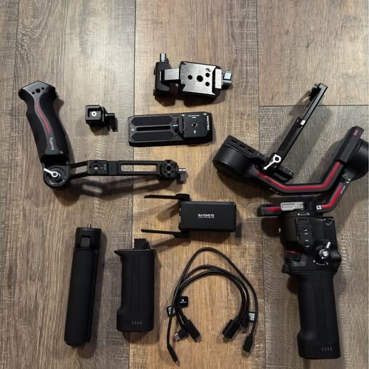 DJI RS 3  3-Axis Gimbal  w/ Raveneye auto-tracker & Accessories