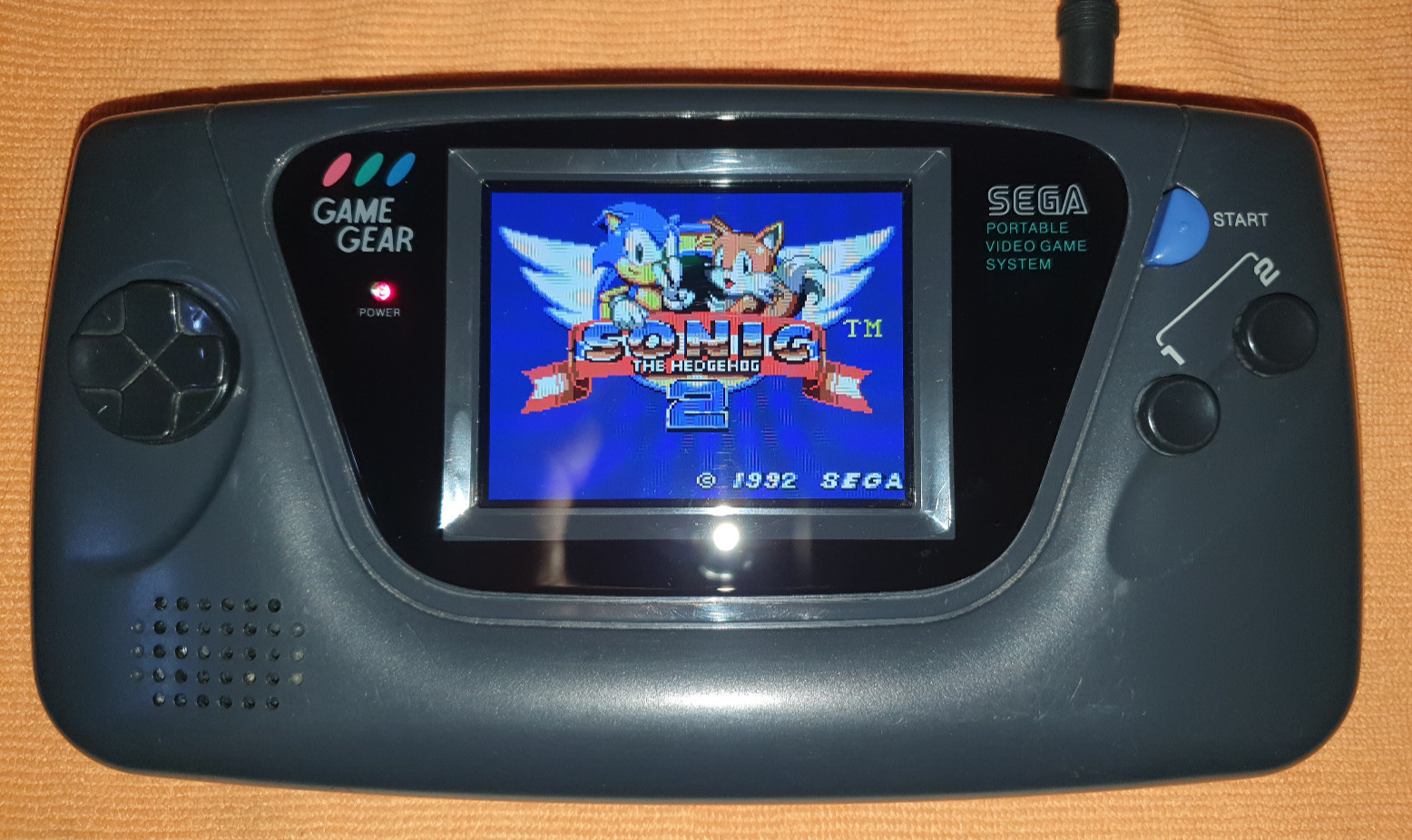 Sega Game Gear Aftermarket Screen Installation BennVenn RetroSix Only (NO RECAP)