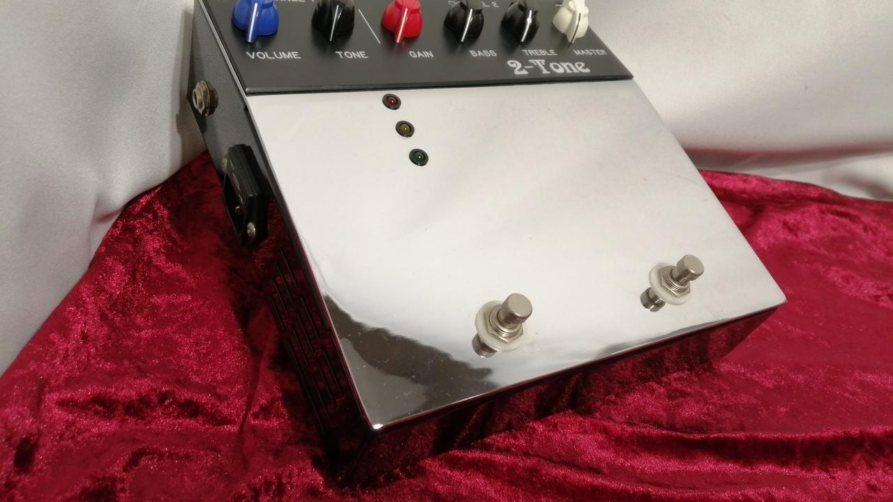 BAD CAT 2-Tone PRE Guitar Effect Pedal Used