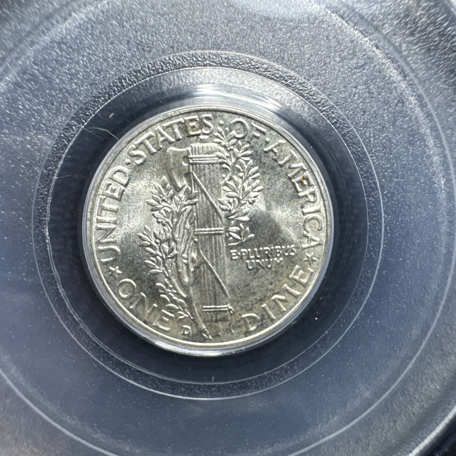 GEM++ BU 1944-D Mercury Dime PCGS MS67FB Full Split Bands! Pleasing Toning