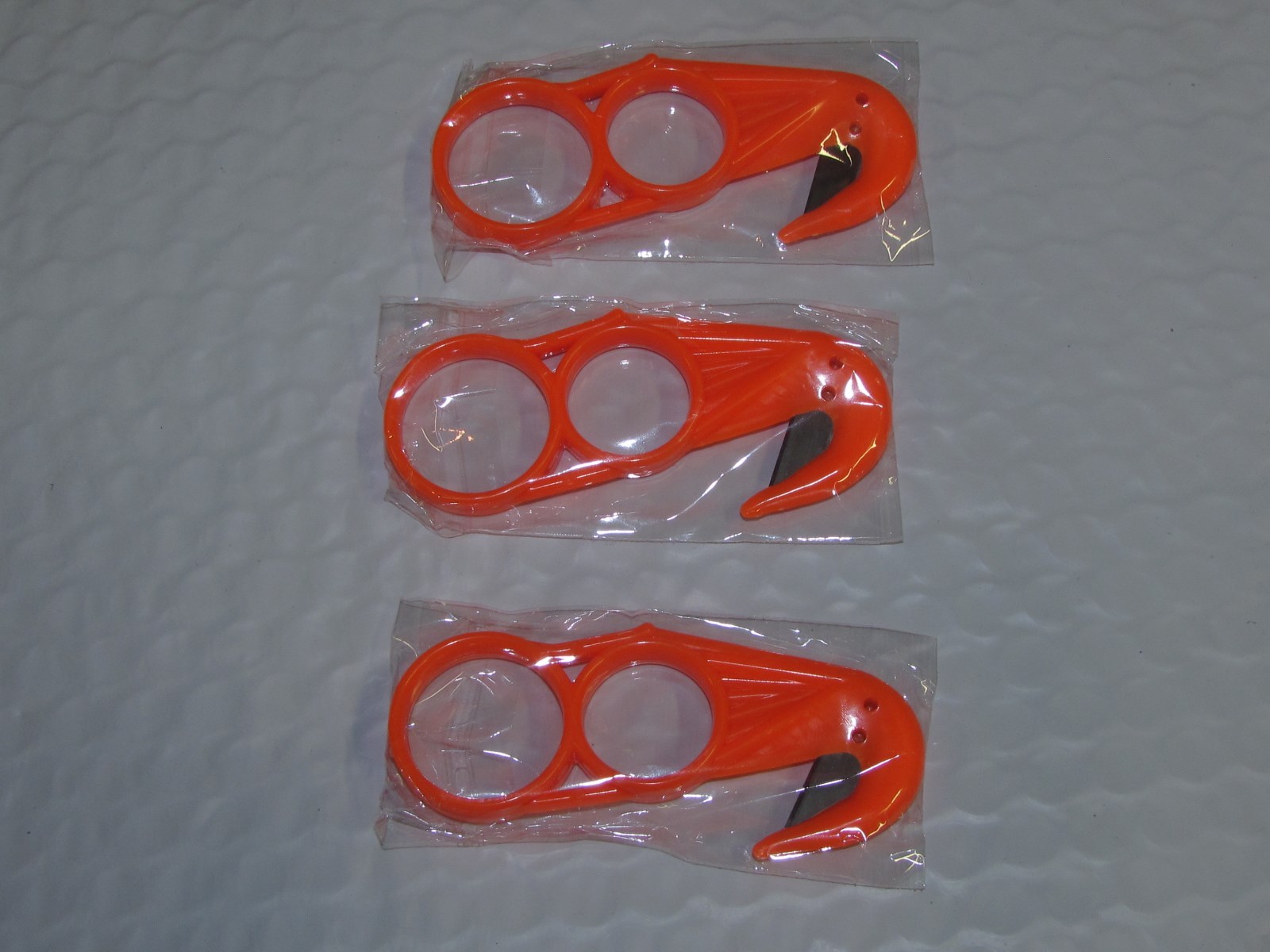 3 Plastic Tail Zipper, traps, trapping, fur handling NEW SALE