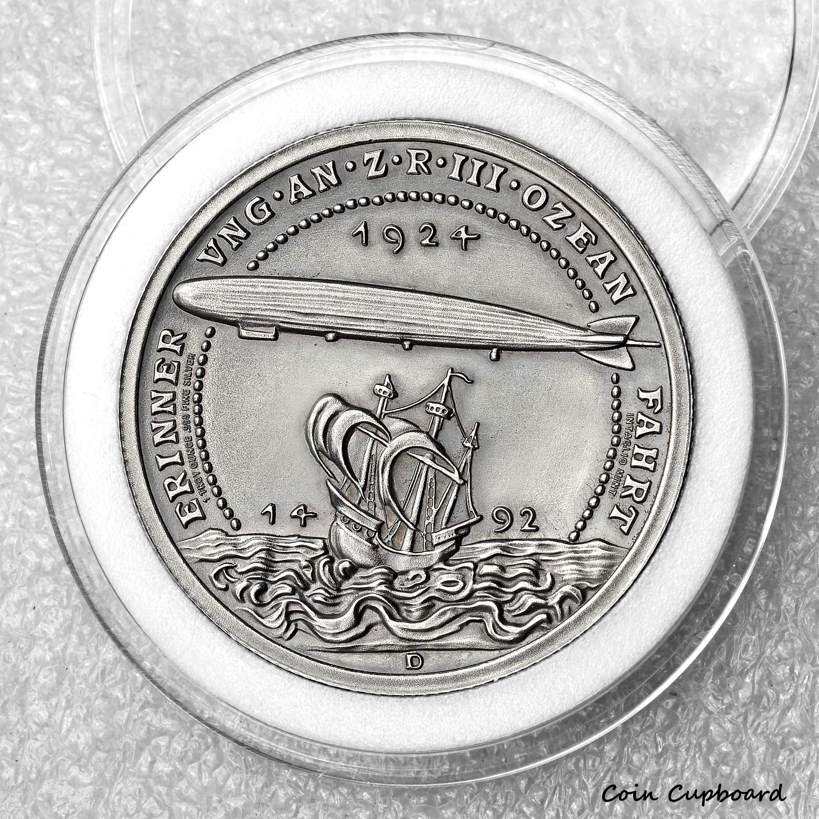 1oz .999 antiqued silver round - 1924 German Zeppelin Medal in capsule