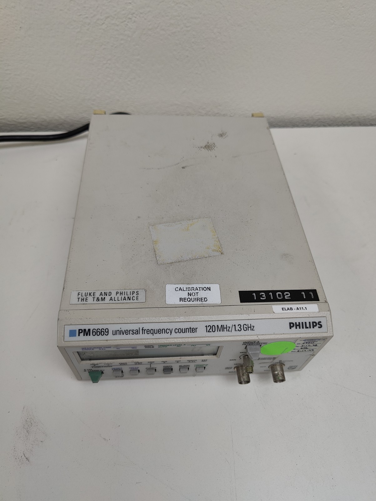 Philips - PM6669 Universal Frequency Counter UNIT ONLY