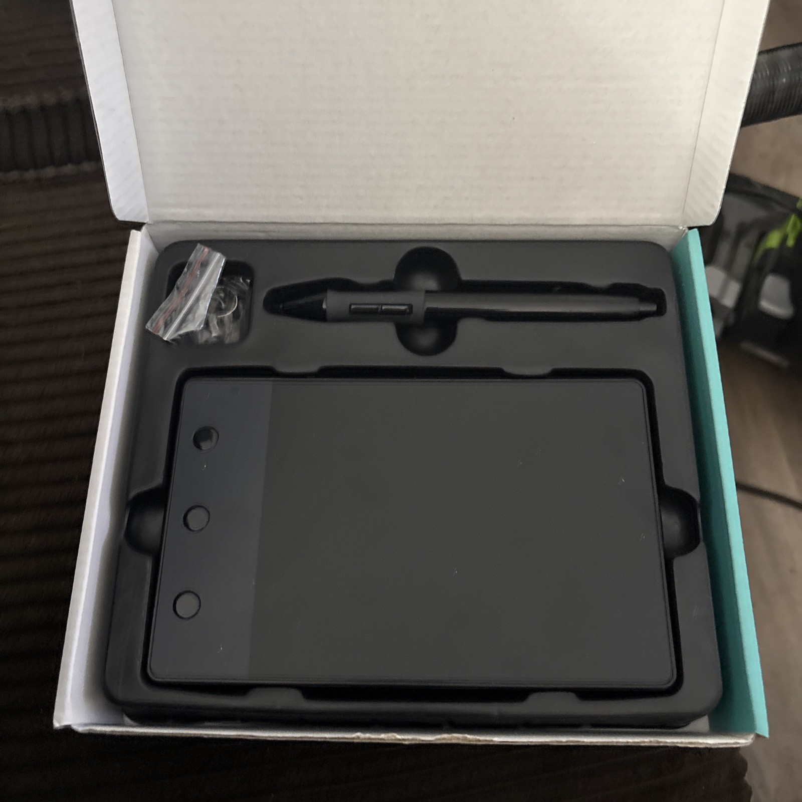 HUION H420X 4x2.6" Ultra-Thin Drawing Tablet Graphics Pad for PC/Android 🎨