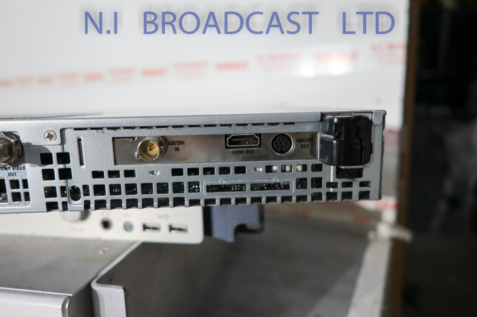 Dolby DP568 reference decoder for 7.1 surround The Dolby DP568 Professional