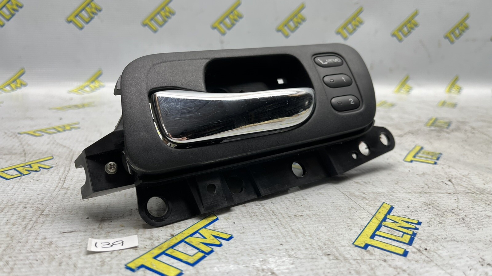 06-08 Acura TSX Interior Handle Pull FRONT DRIVER LEFT Memory 2006 2007 2008 OEM