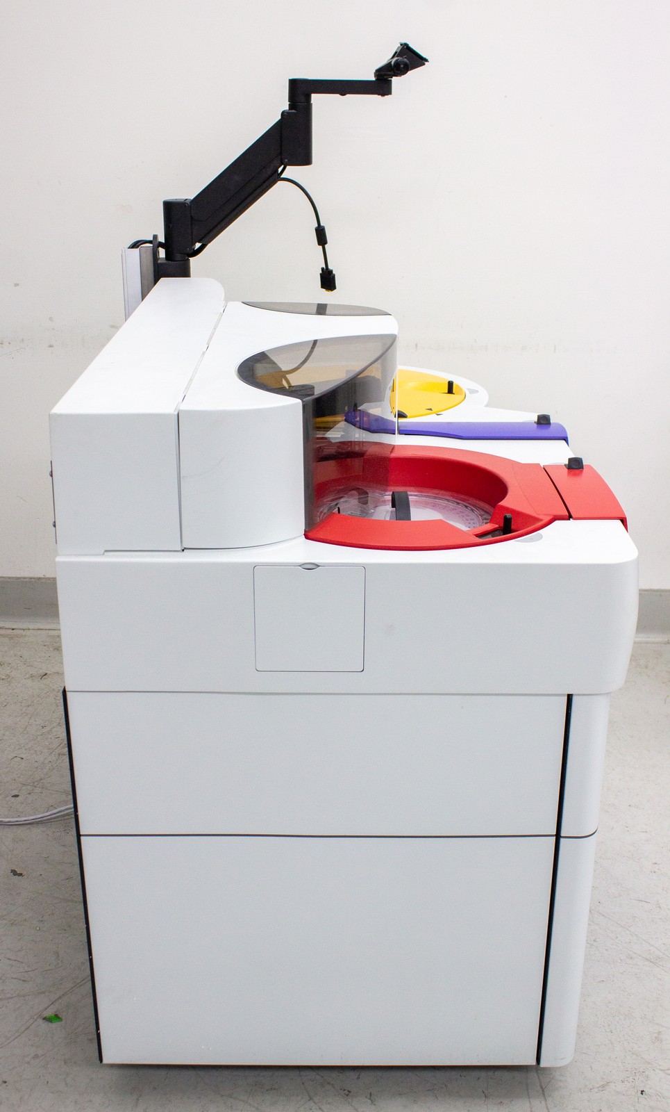 Thermo Konelab 30 Chemistry Analyzer - Random-Access, 300 Tests/Hou (3370679)