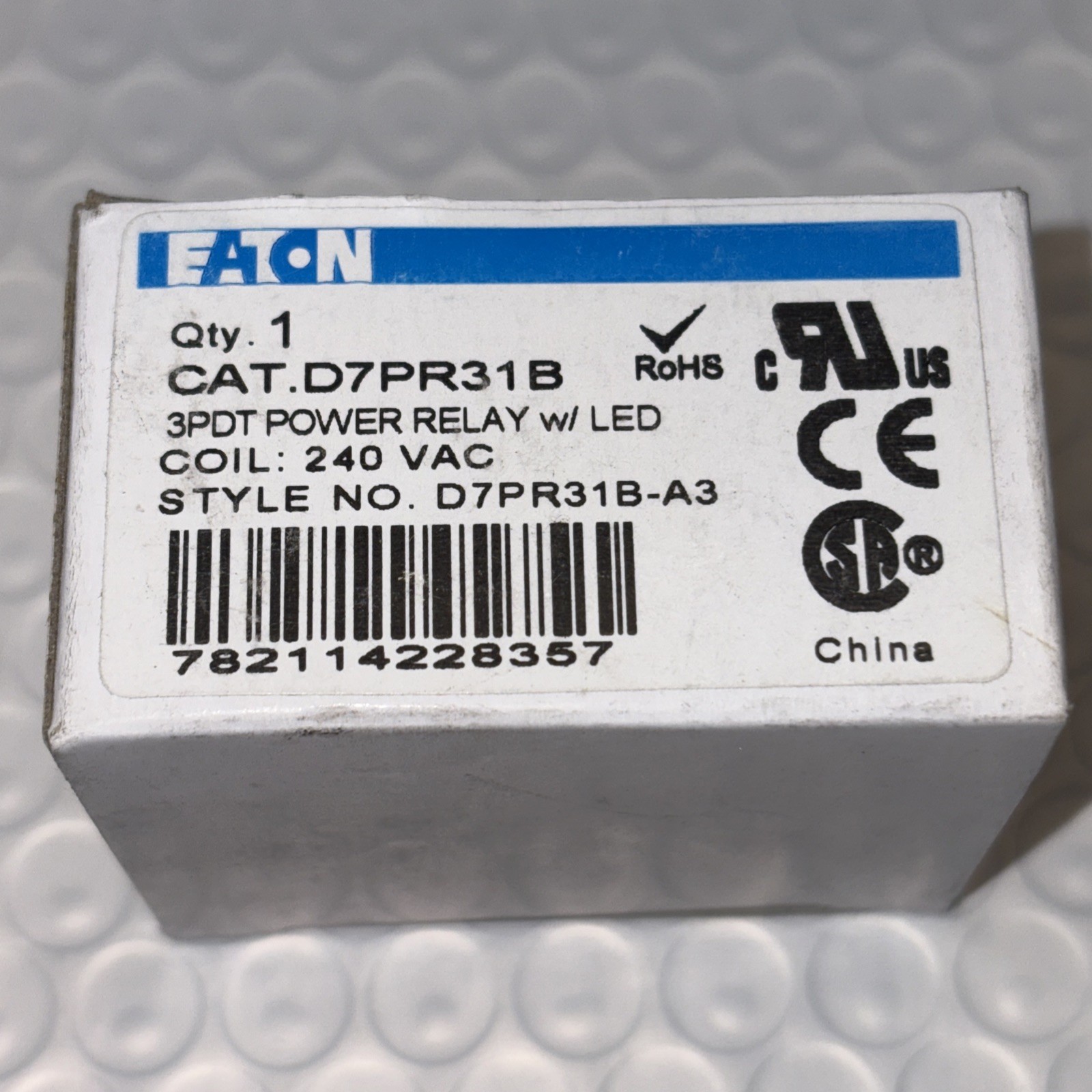 EATON D7PR31B, 3PDT POWER RELAY W/LED, COIL: 240 VAC, NEW