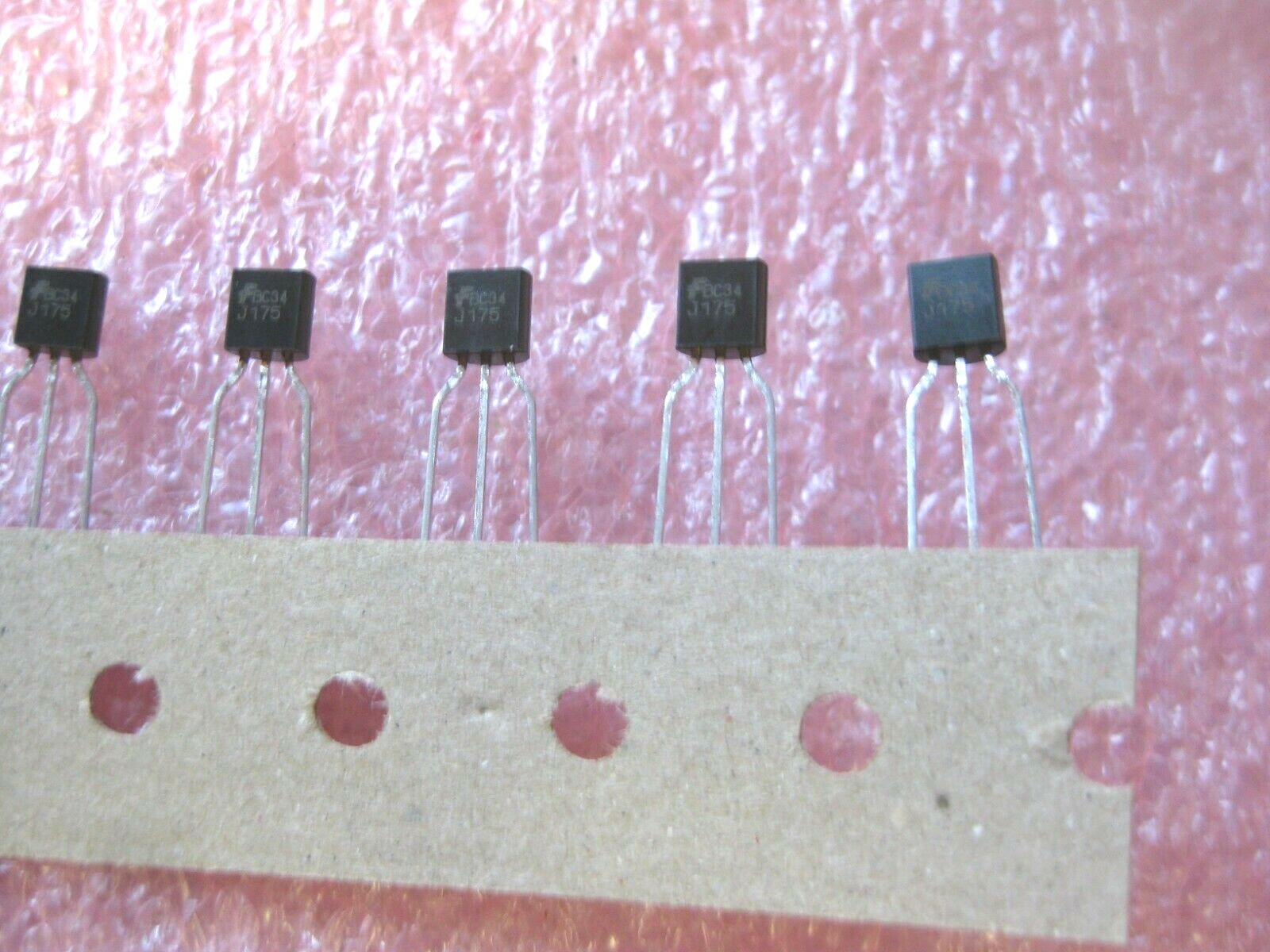 J175 J175_D26Z TRANSISTOR JFET P-CHN 30V 0.35W TO-92 FAIRCHILD (LOT OF 10)