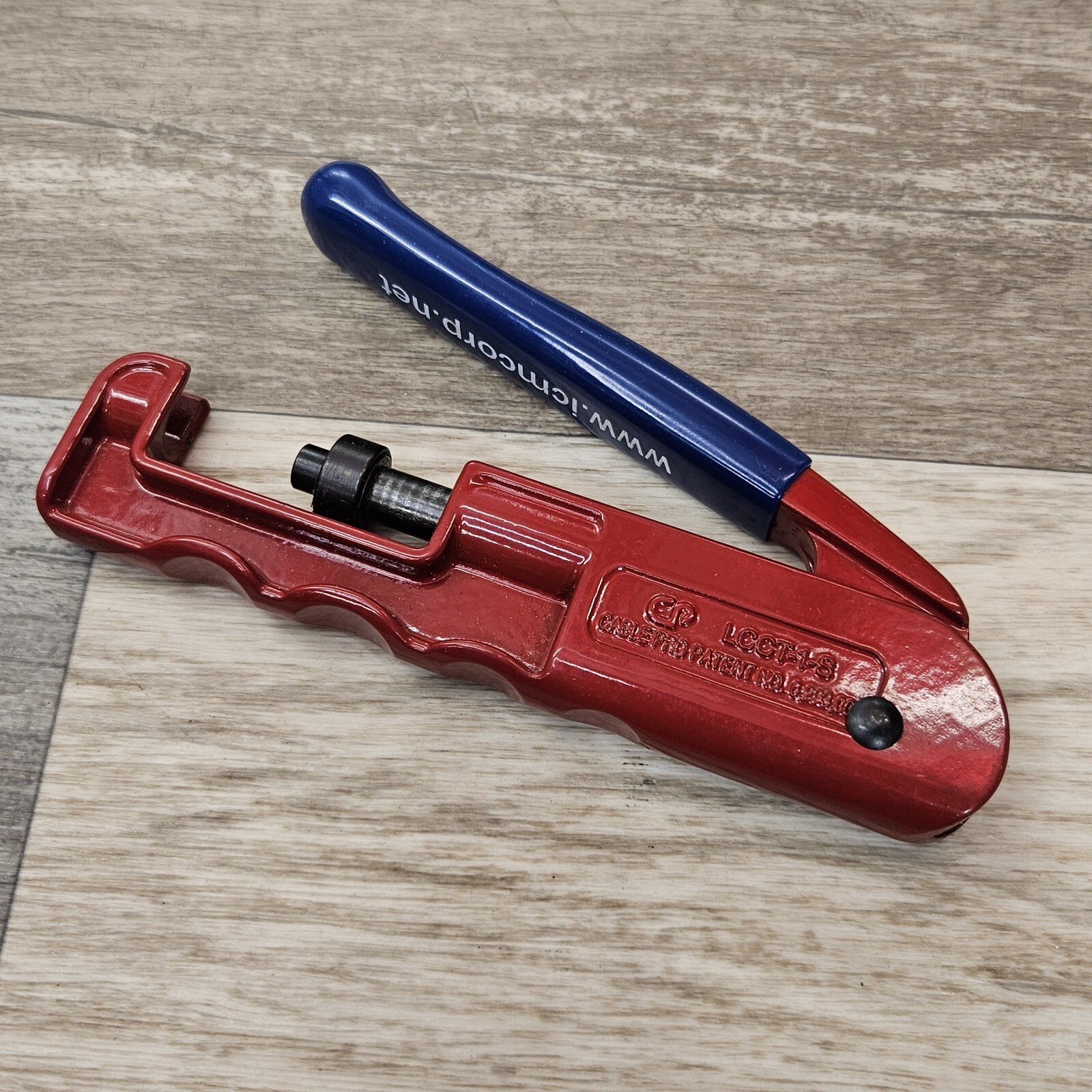 Cable Pro CPLCCT-1-S Linear Compliant Compression Tool²