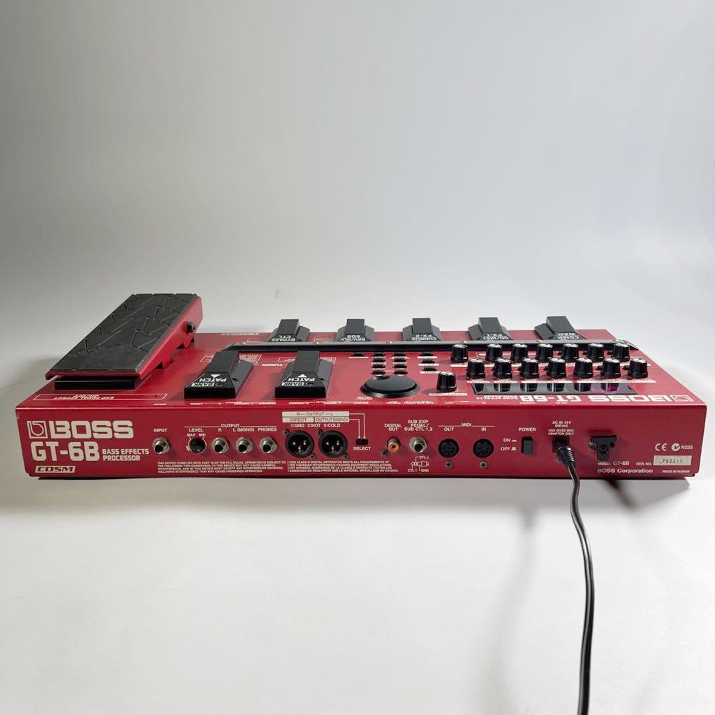 BOSS Bass Effects Processor GT-6B Guitar Multi-Effects Processor Red Very Good