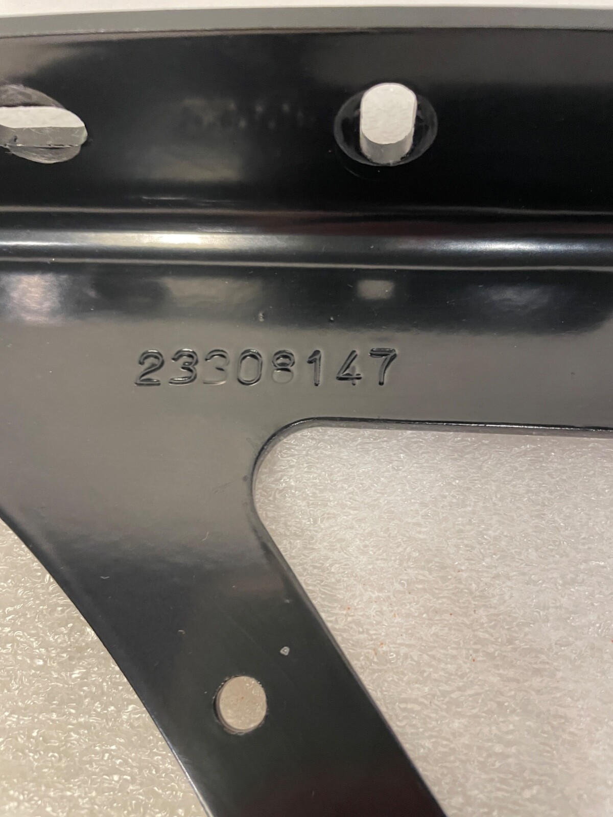 MACK 23308147 aluminum RH PASSENGER side cab extender bracket