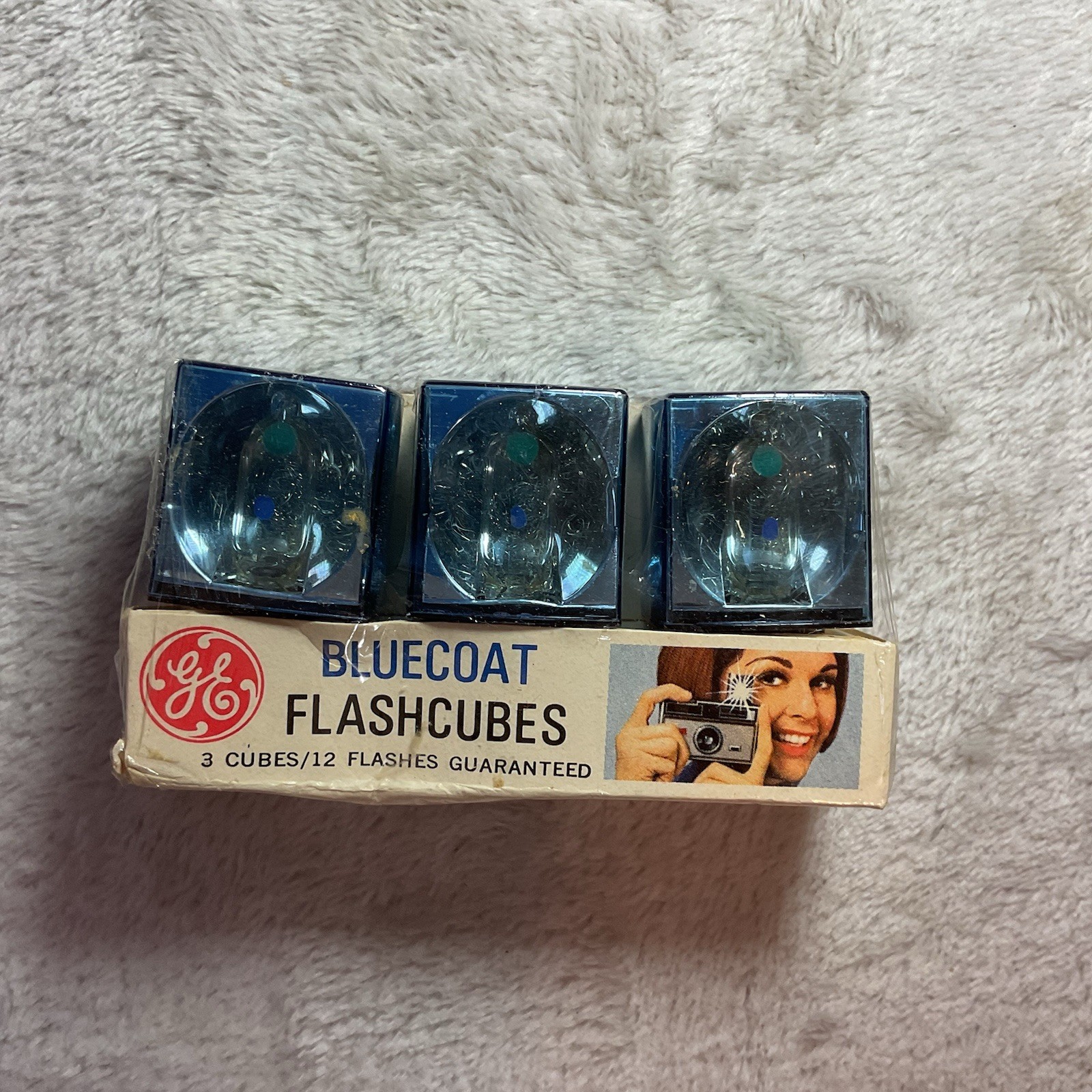 Vintage GE Blue Coat Flash Cubes 3 Cube Pack 12 Flashes Camera Lighting