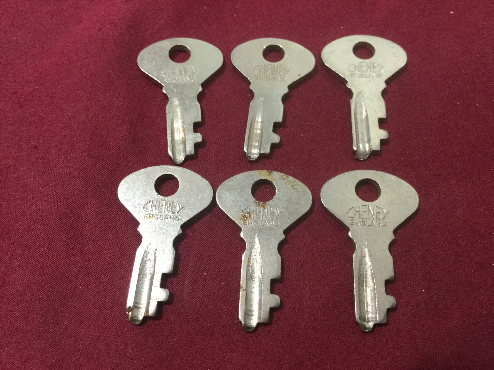 Cheney England Brand Vintage Pre-cut Luggage Keys, Set of 6 - Locksmith