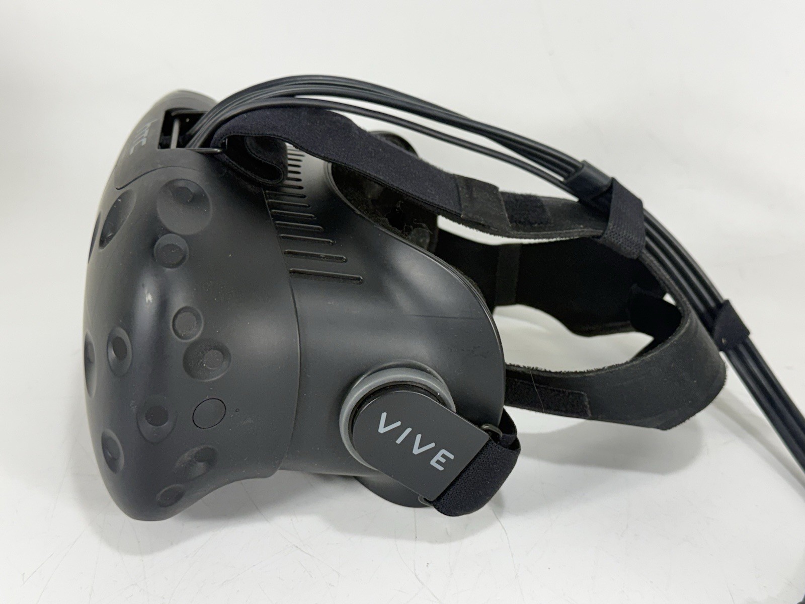 HTC Vive Pre VR Headset With Link Box and Cables - Developer Kit Version