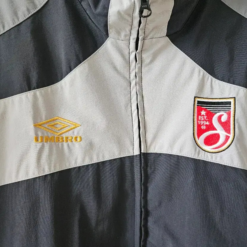 Supreme Umbro Collaboration Track Jacket L Size Official