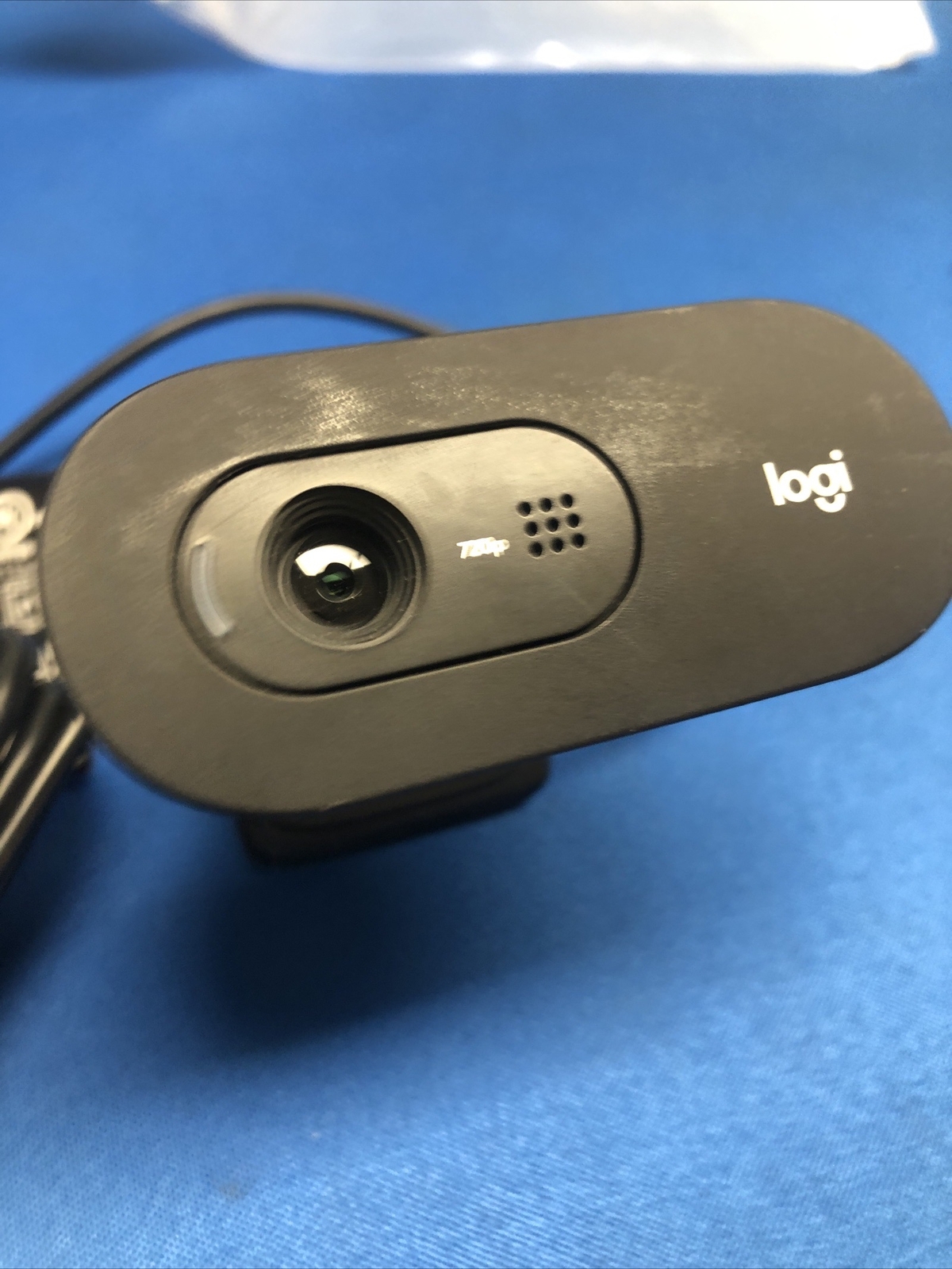 FUNCTIONAL Logitech HD Webcam 720p Model V-U0018 USB Camera