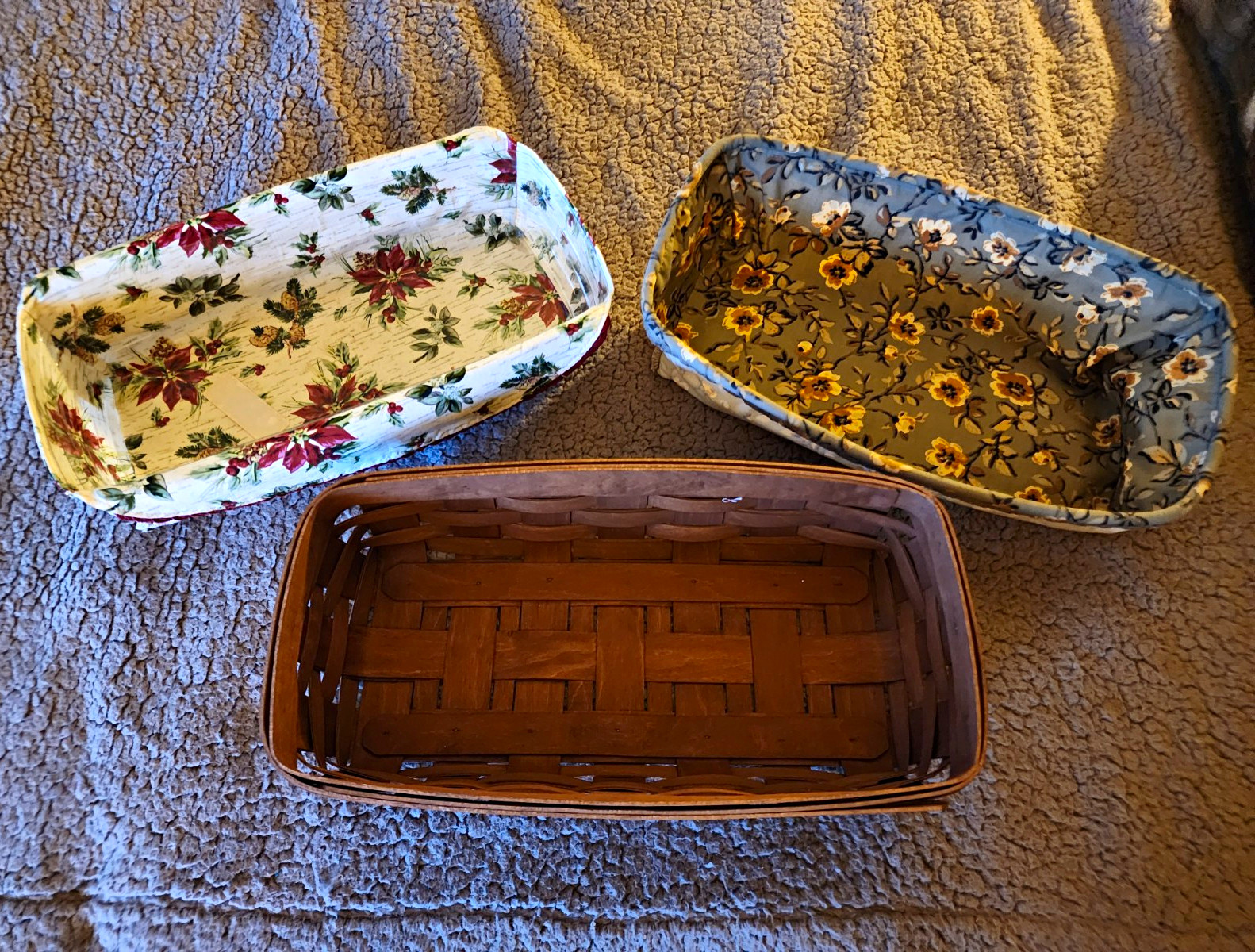 Longaberger Bread Basket w/ Floral Fabric Liners, Brown Country